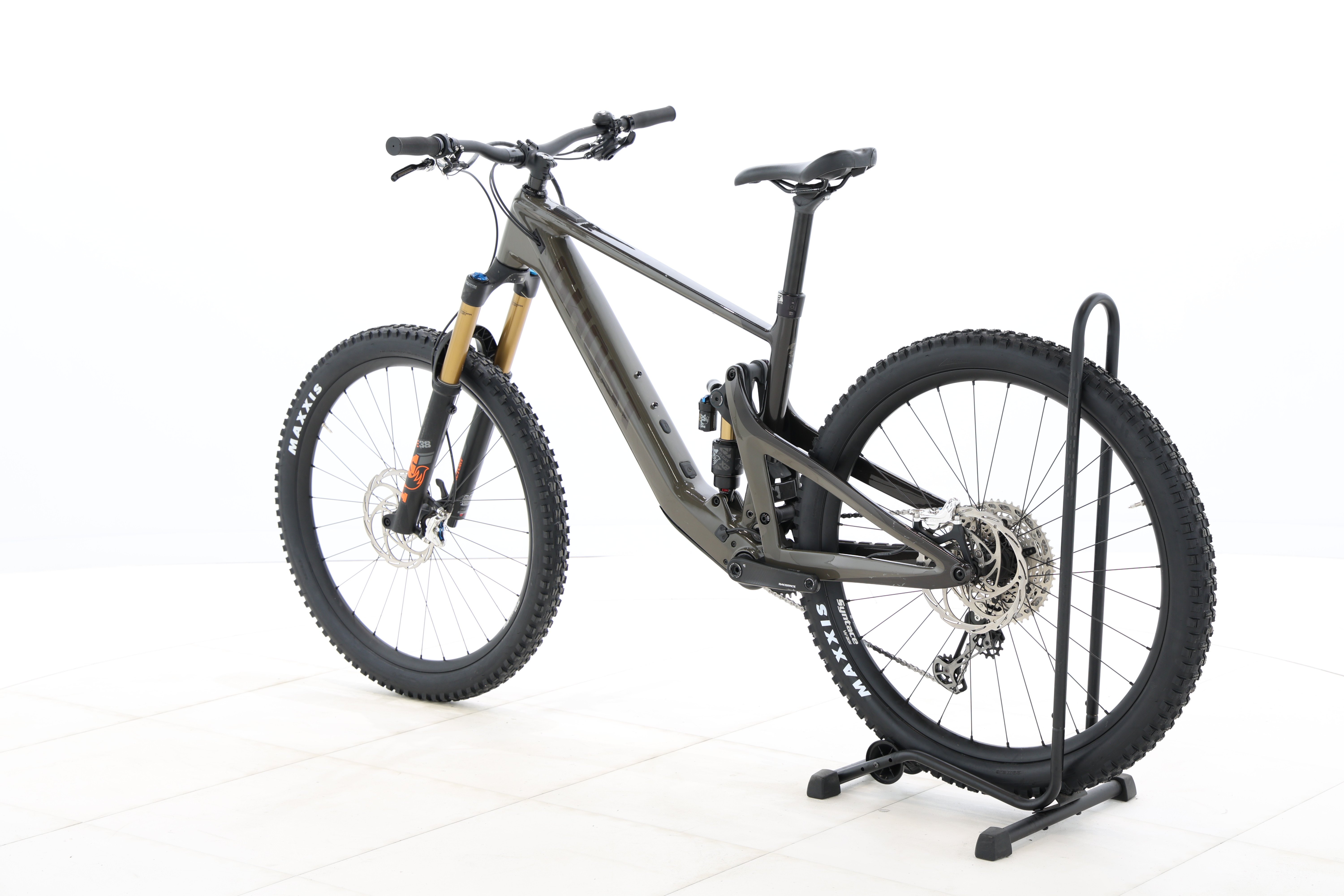 528d818a-4112-4f80-aa83-17cf6d84f7c1