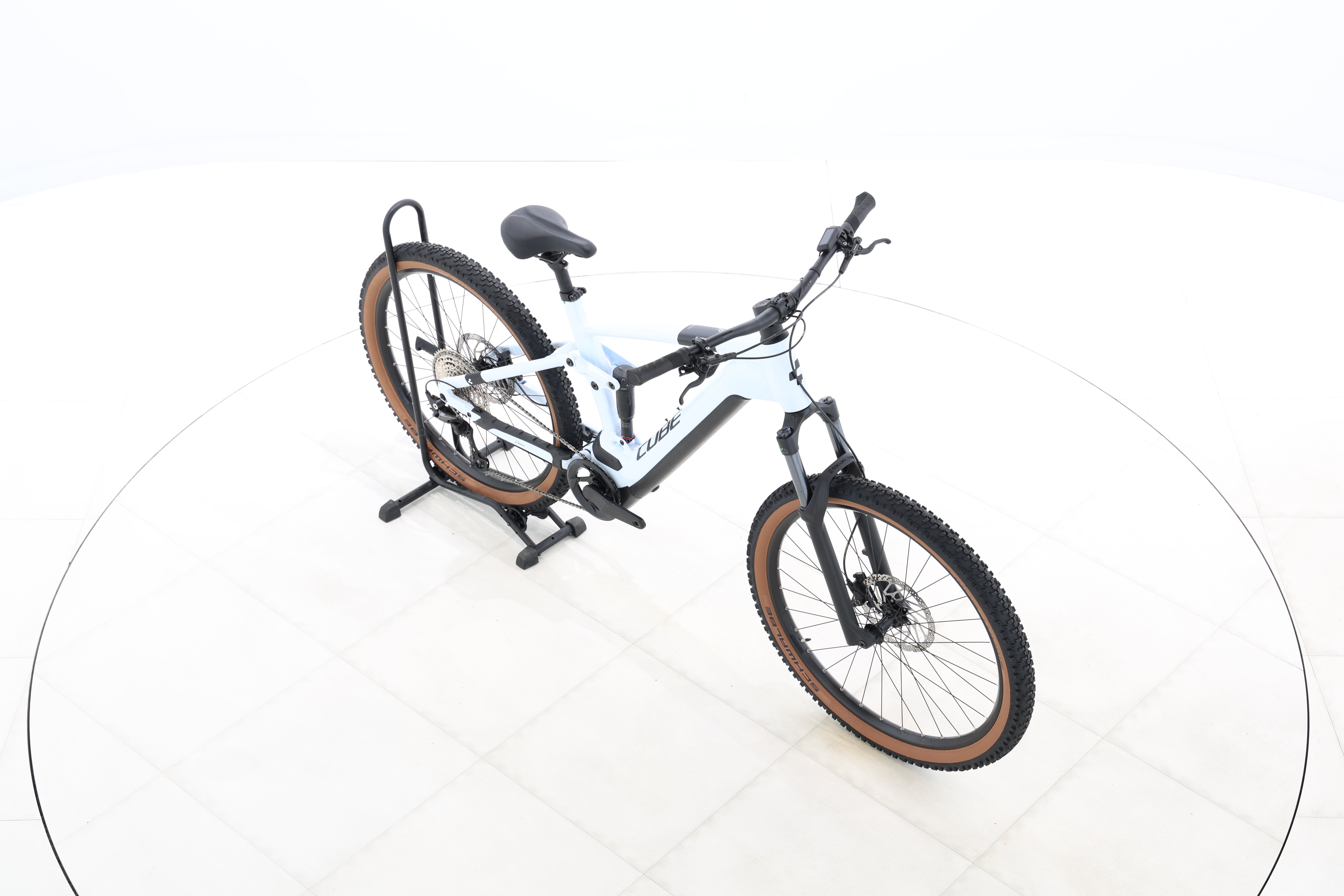 0b4d2b73-3a3e-4e27-b28b-3e3ddbe6d4b9