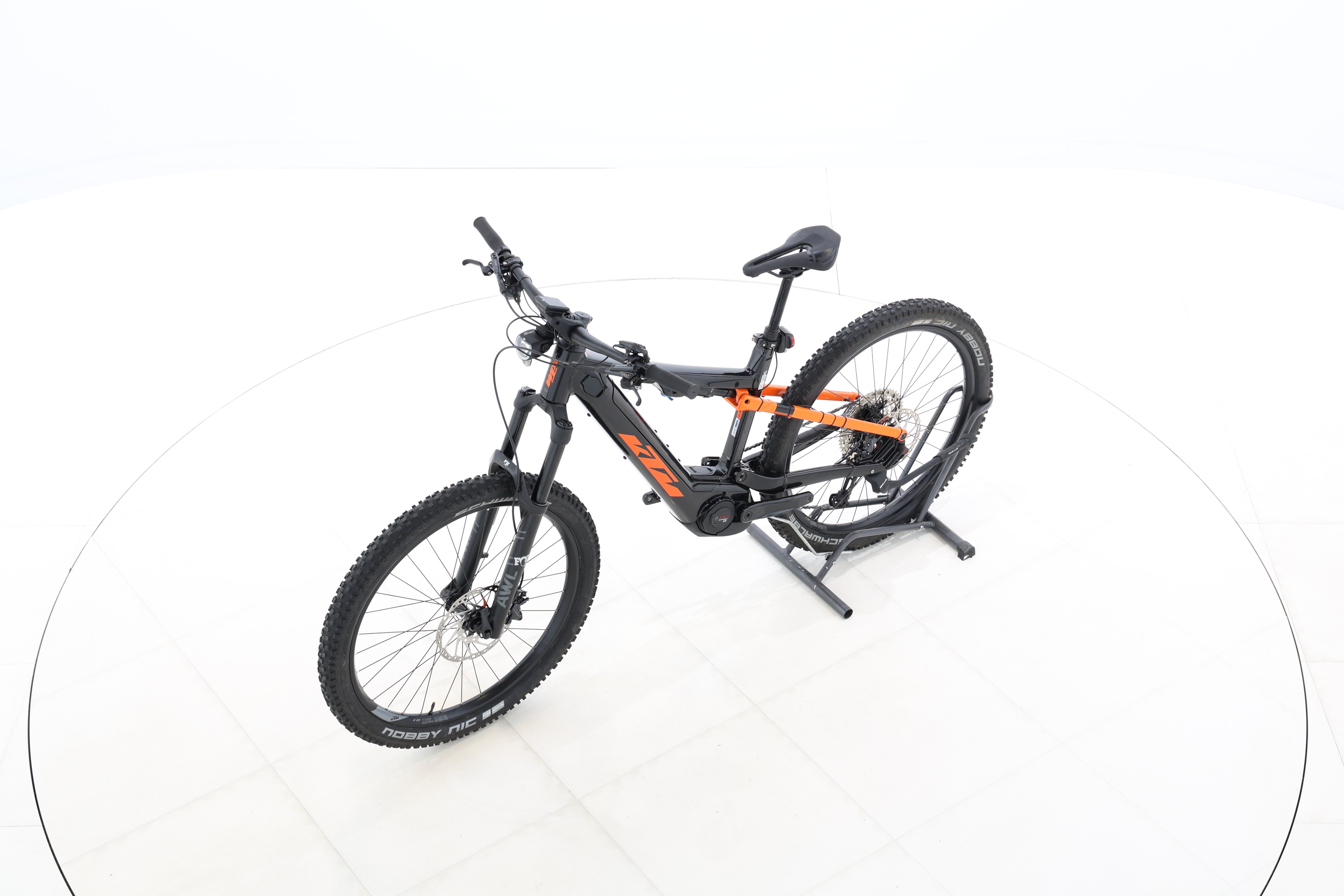 1f58d1b1-984b-42fc-bf1f-5617f57a6a74