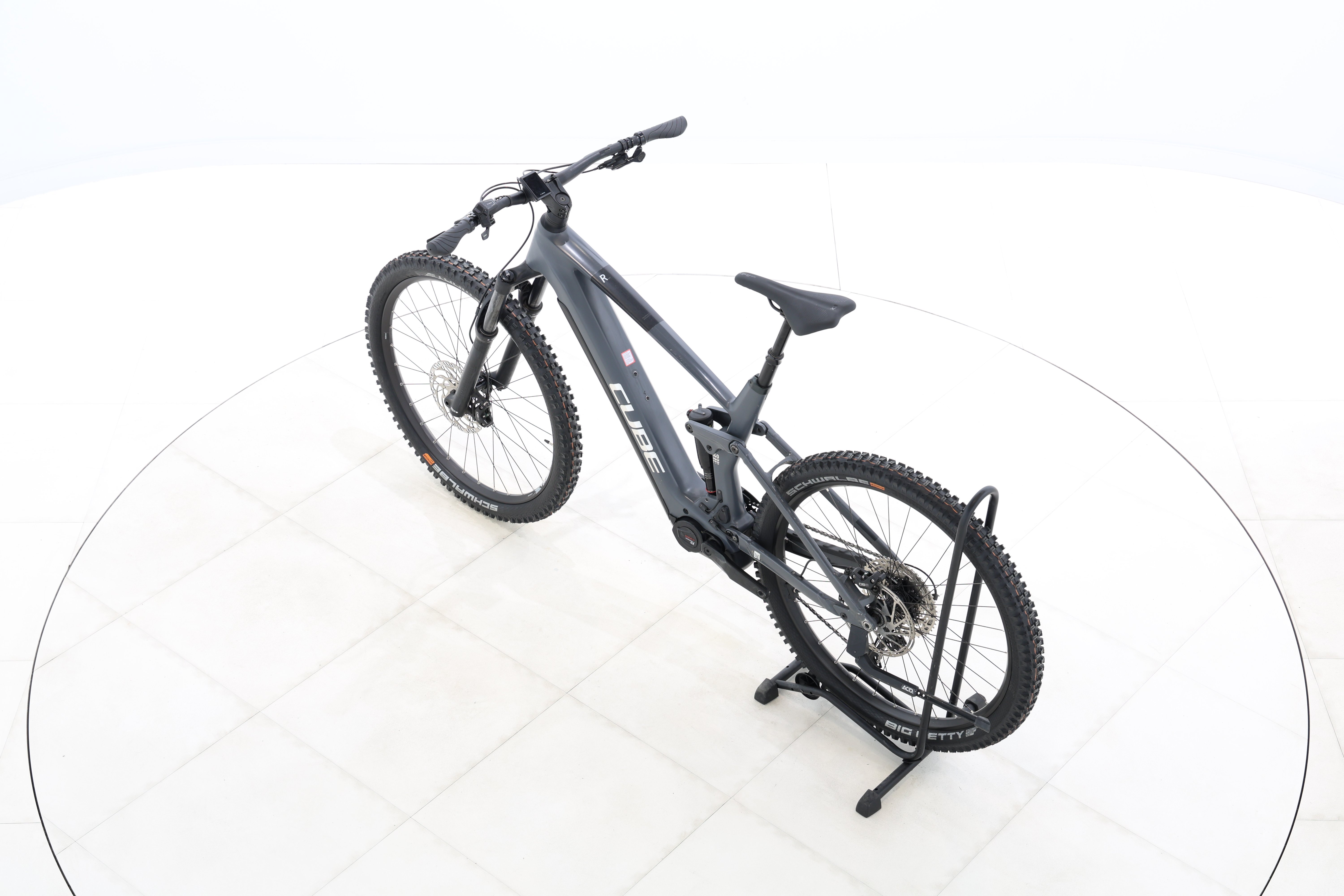 d75ec9e6-b37c-46b5-9e74-733dd36ebf8d