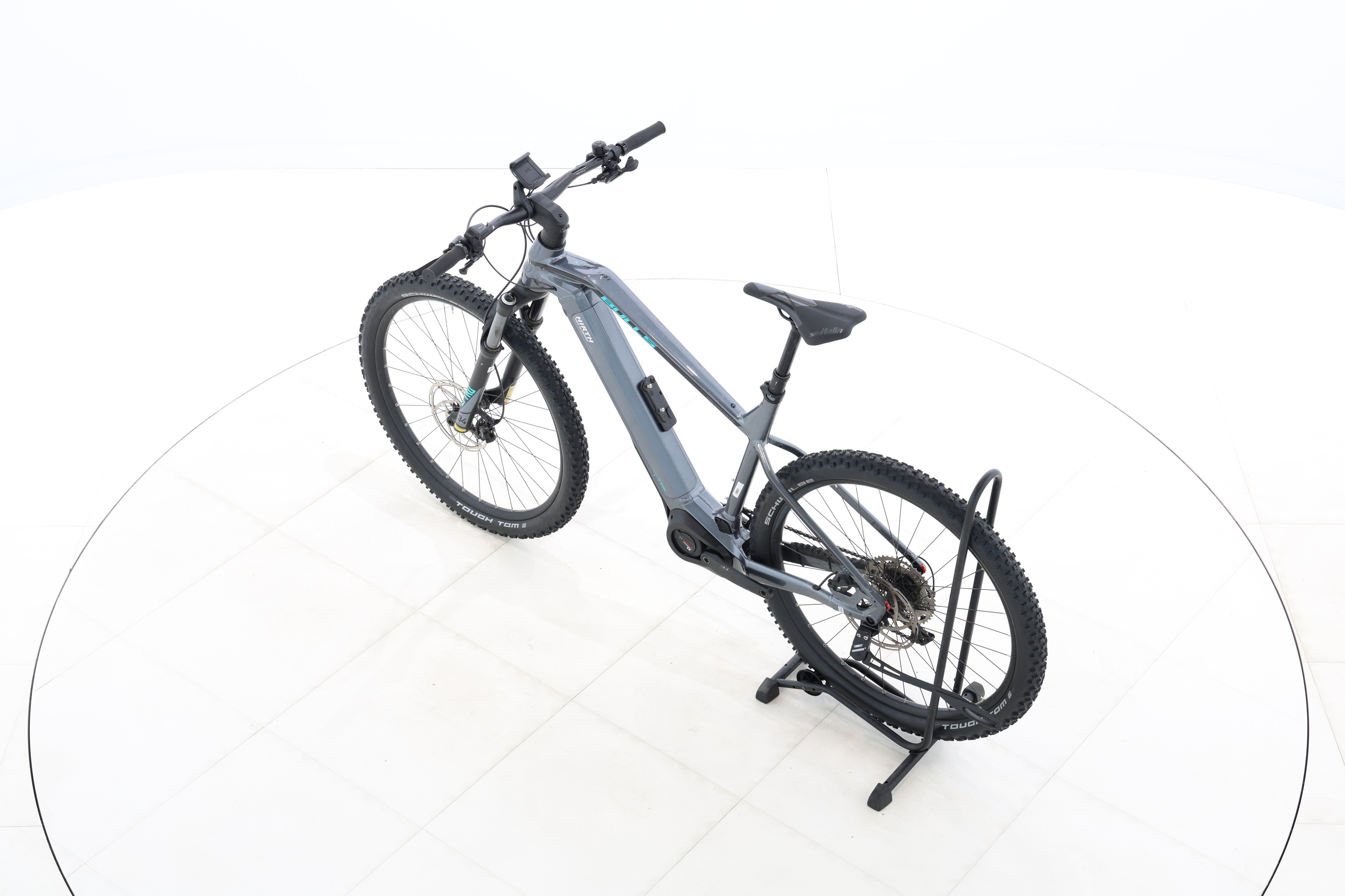 a933b77e-8780-49d3-9c33-3d8704e8a40d