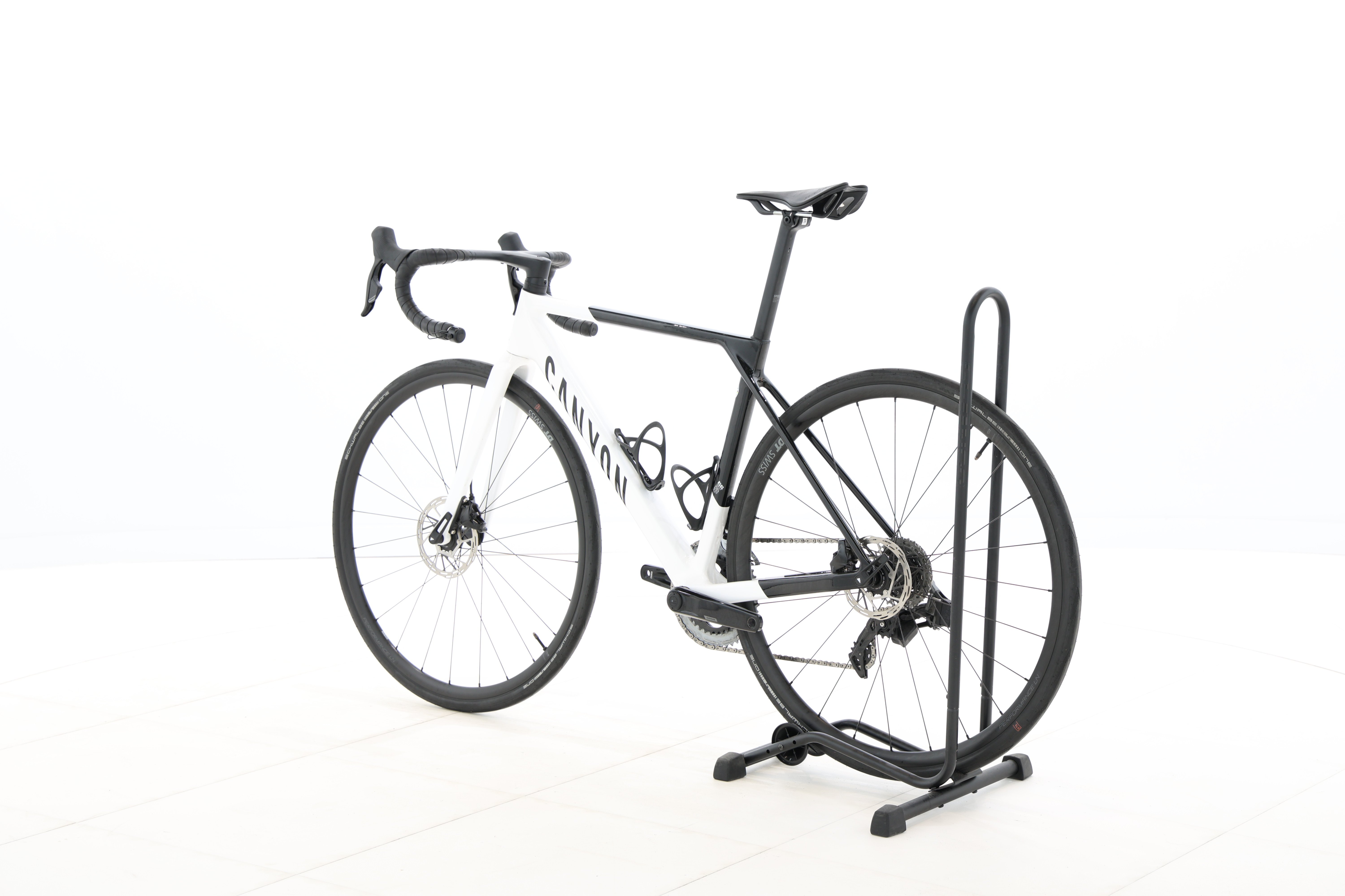 3807b6b0-d060-4b0a-b589-8ad3b2982654