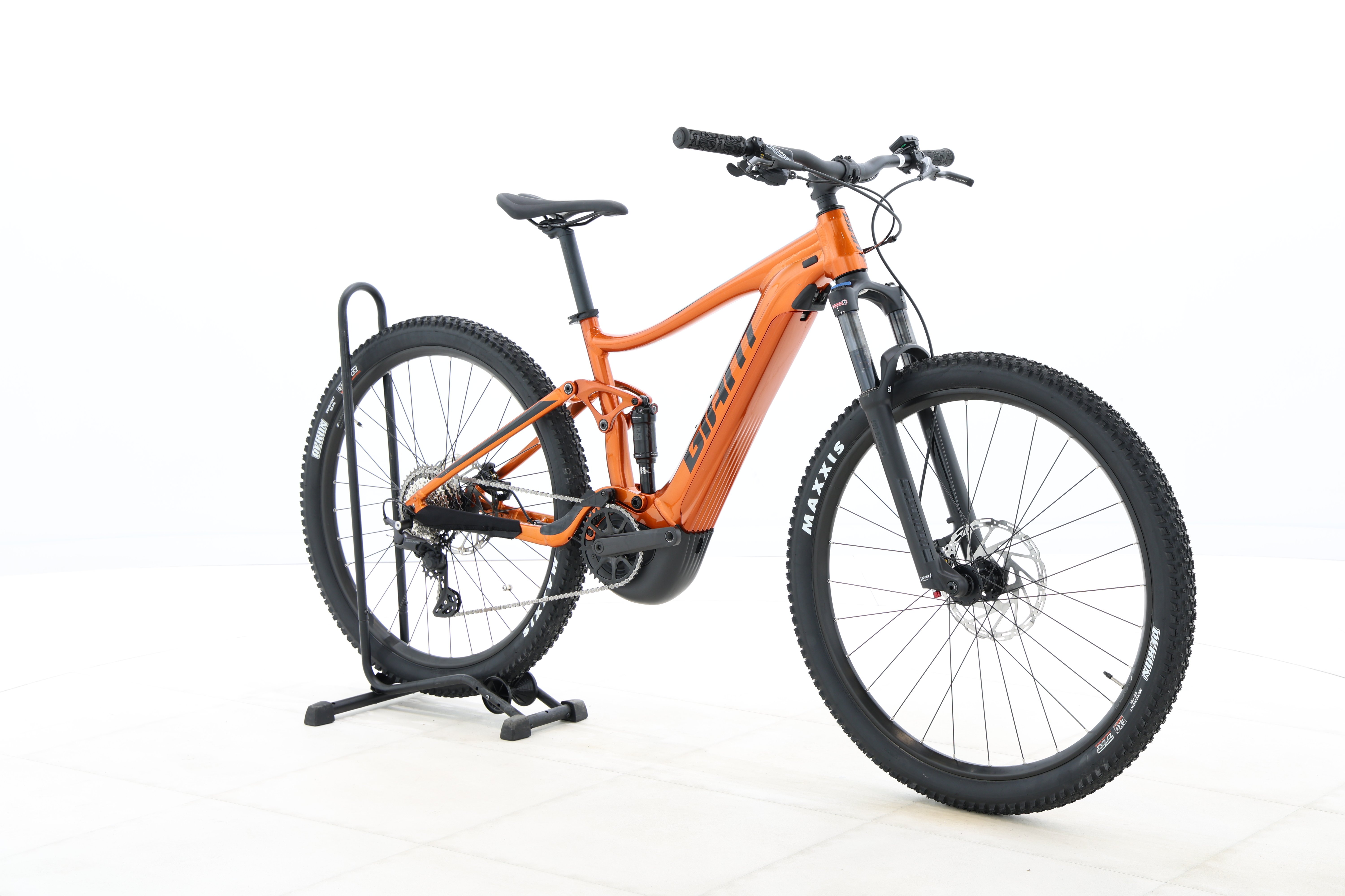 b6446fc8-501f-45b1-af41-37b5ace122d1