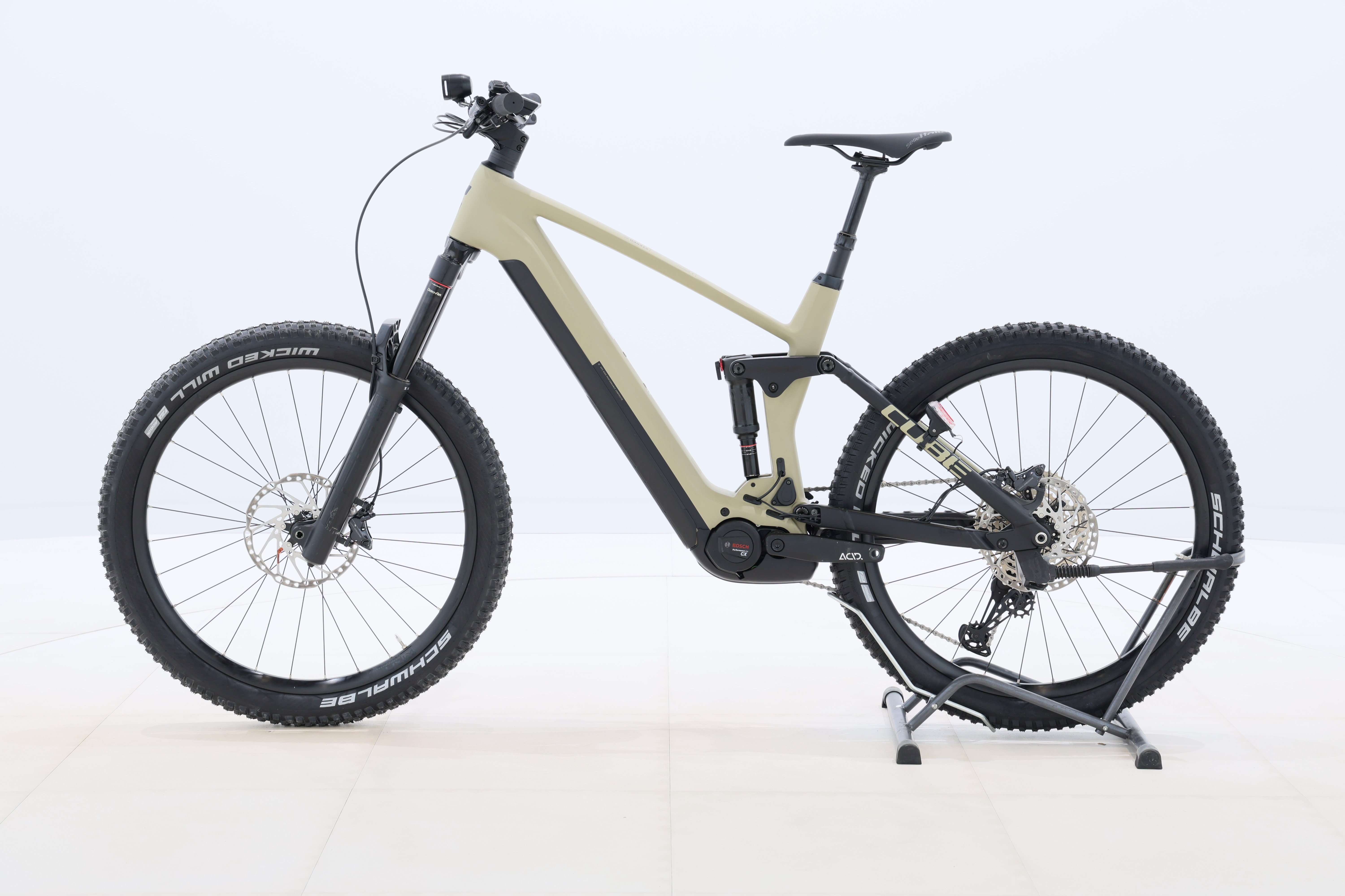 dc9dfde6-e289-4c02-b3e0-62c3dfc868a7