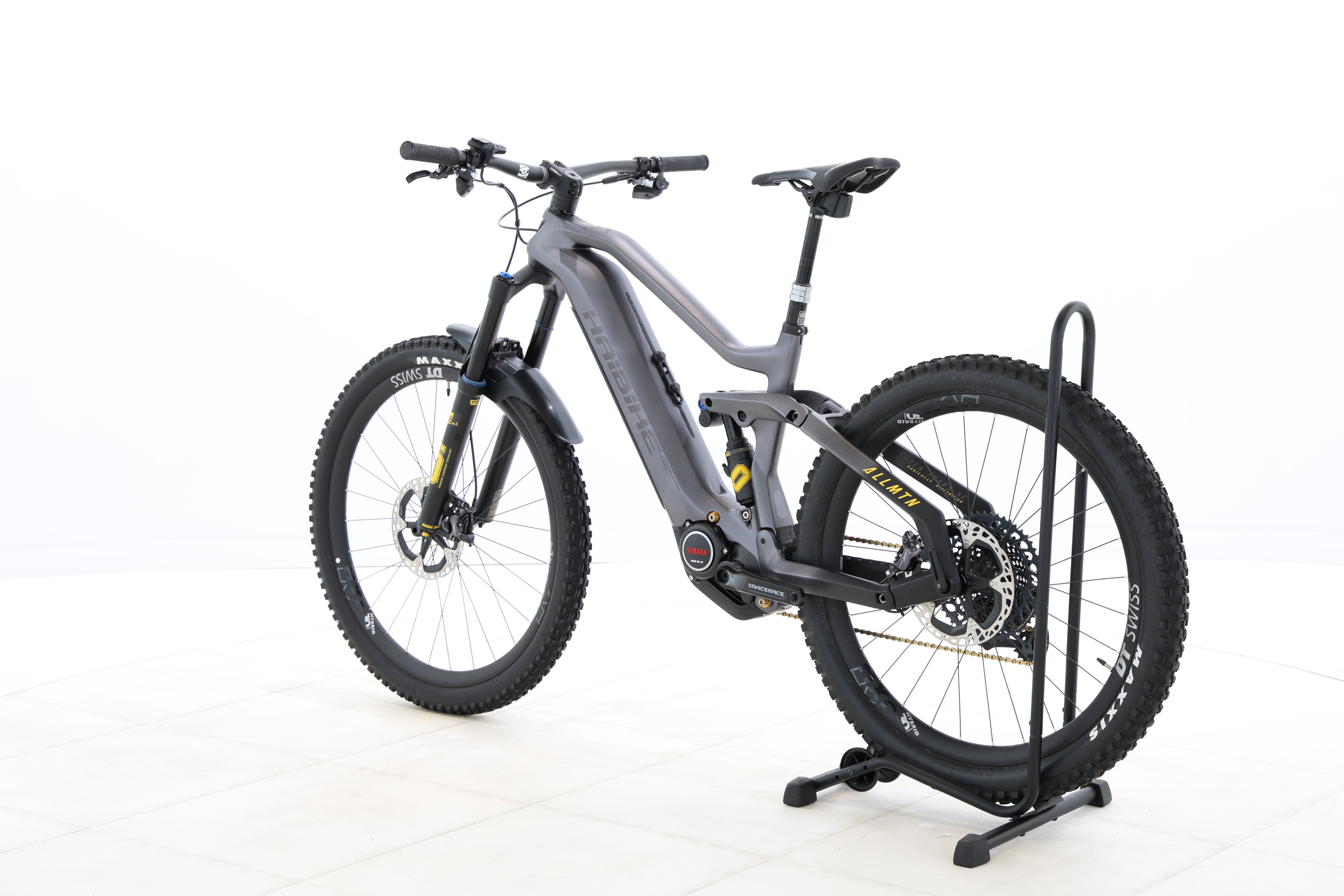 1e997cf1-9569-4865-ae9b-54f4934d35b5