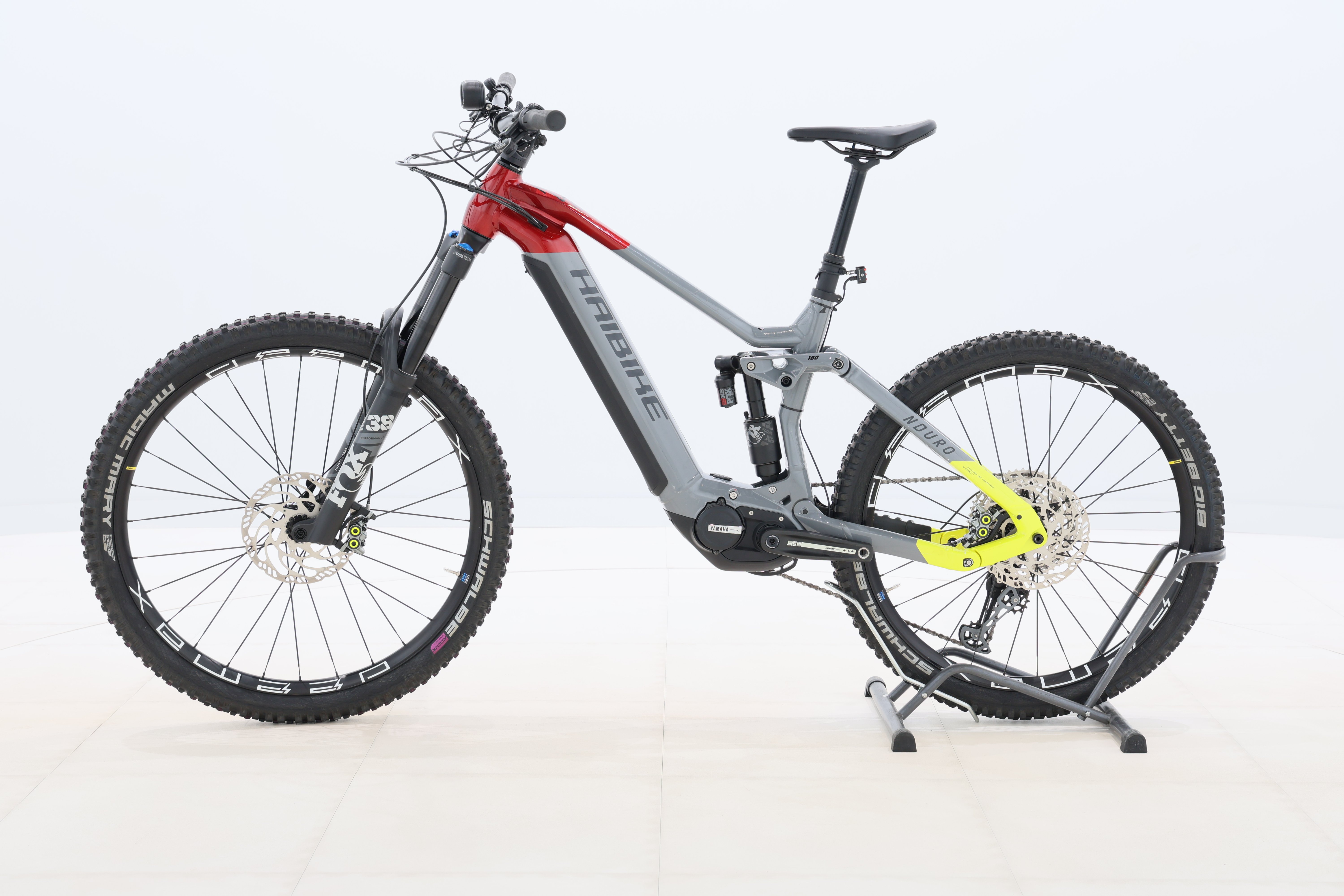 1913b9af-06f5-40b5-a795-e6559bc2187d