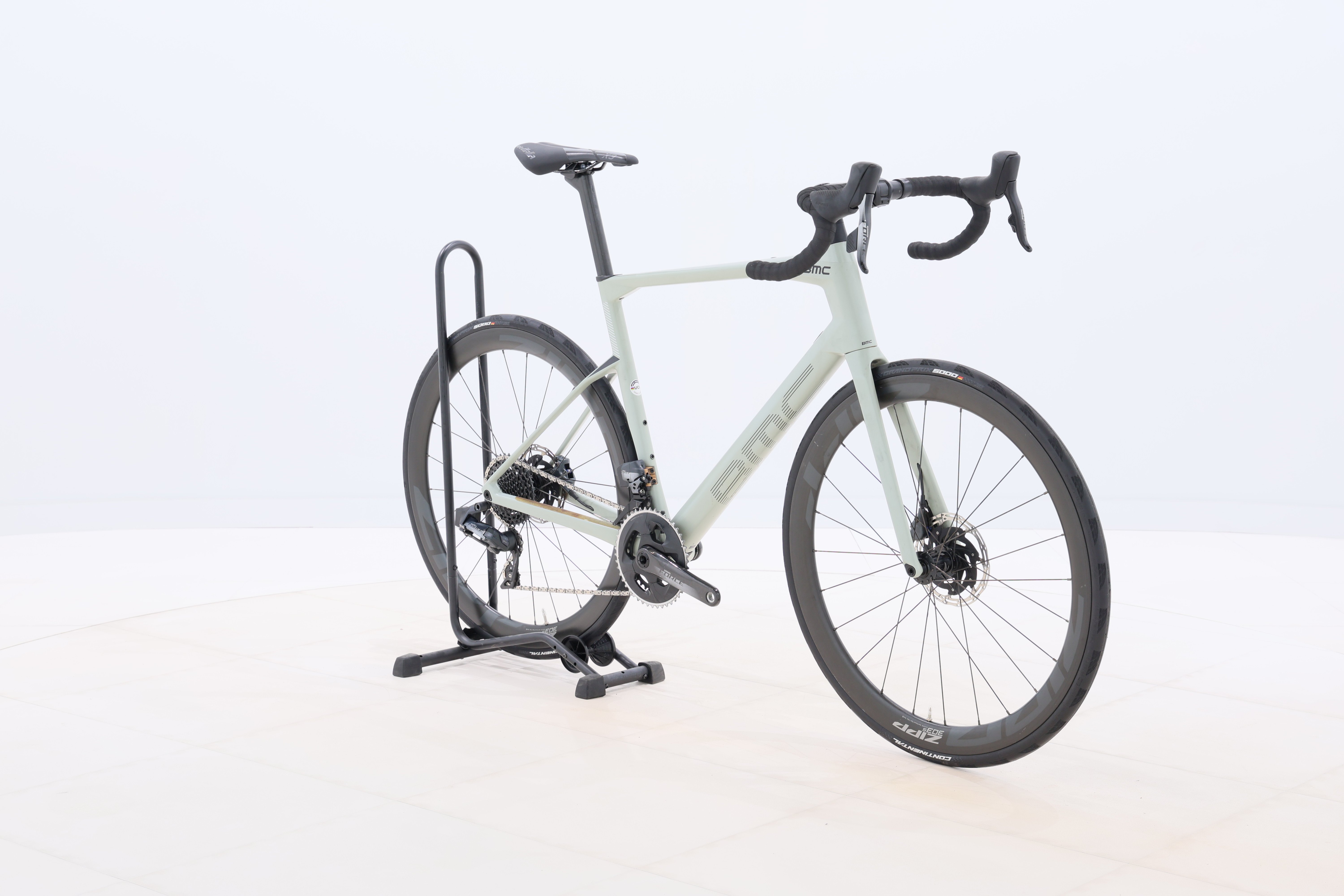 5cf007fc-cd12-4039-befc-7bf742e5723f