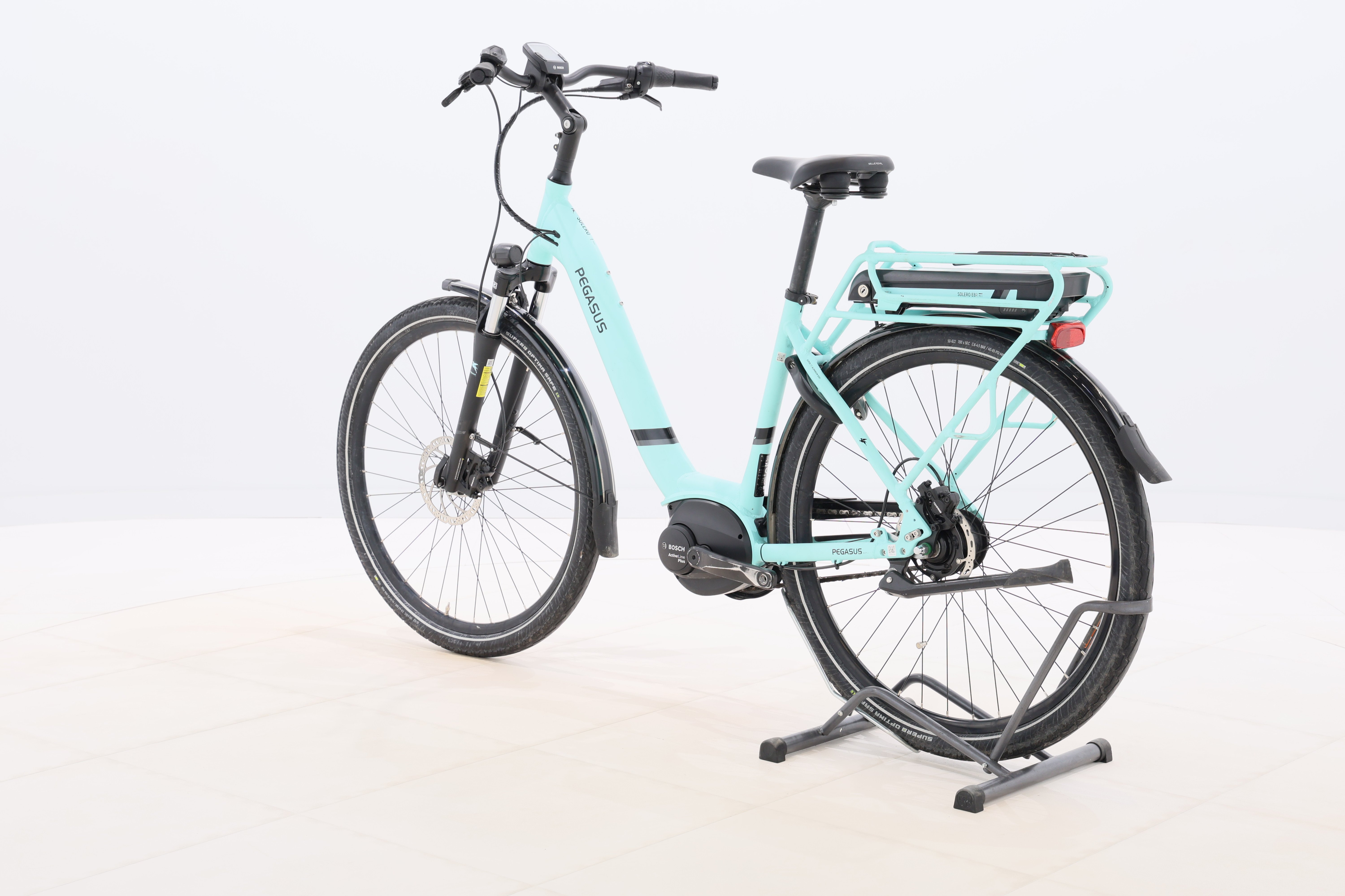 5a1675ed-2d6b-42ca-9a61-44c204773e3a