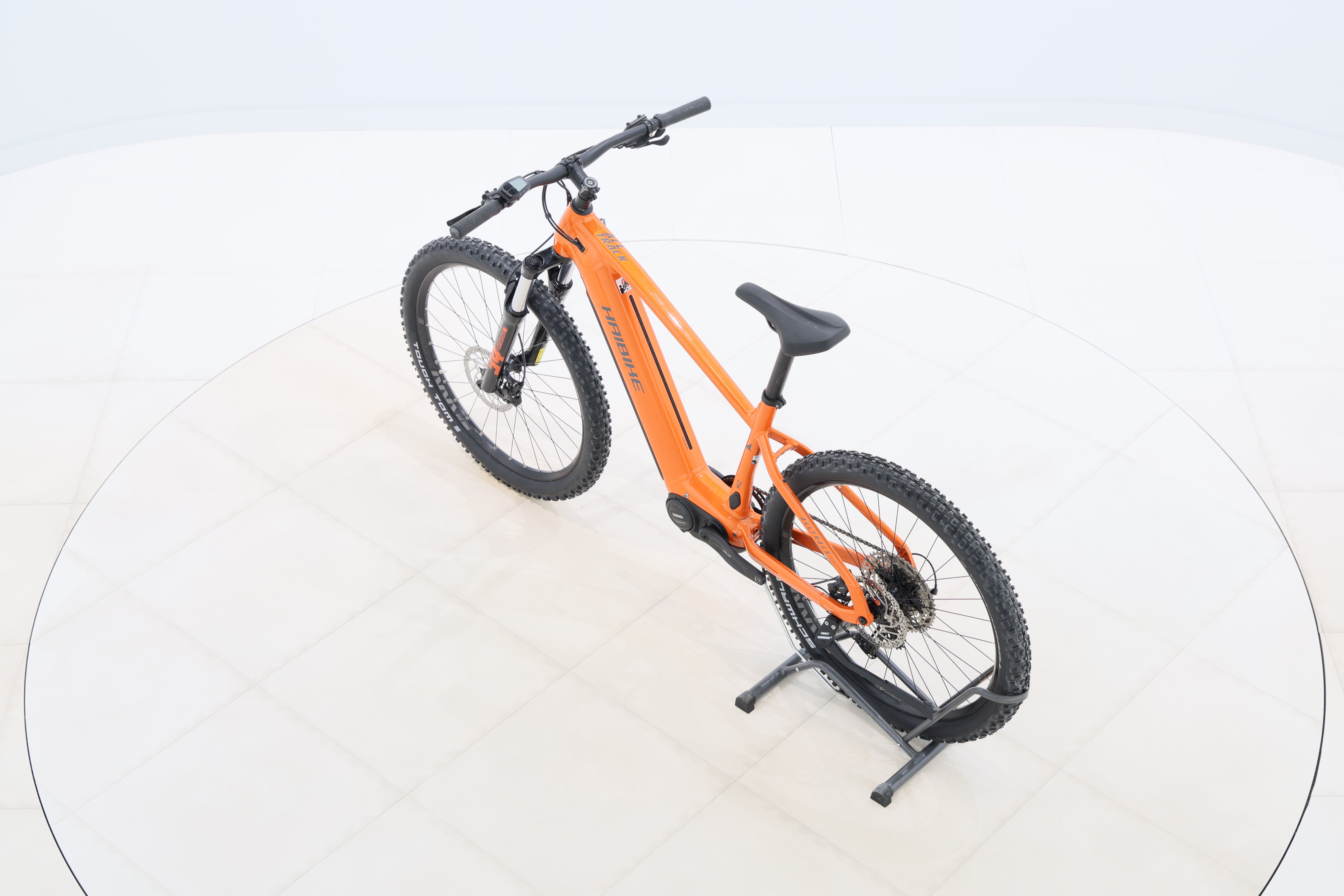 3df17469-677a-41d7-b850-6577bde5bff2