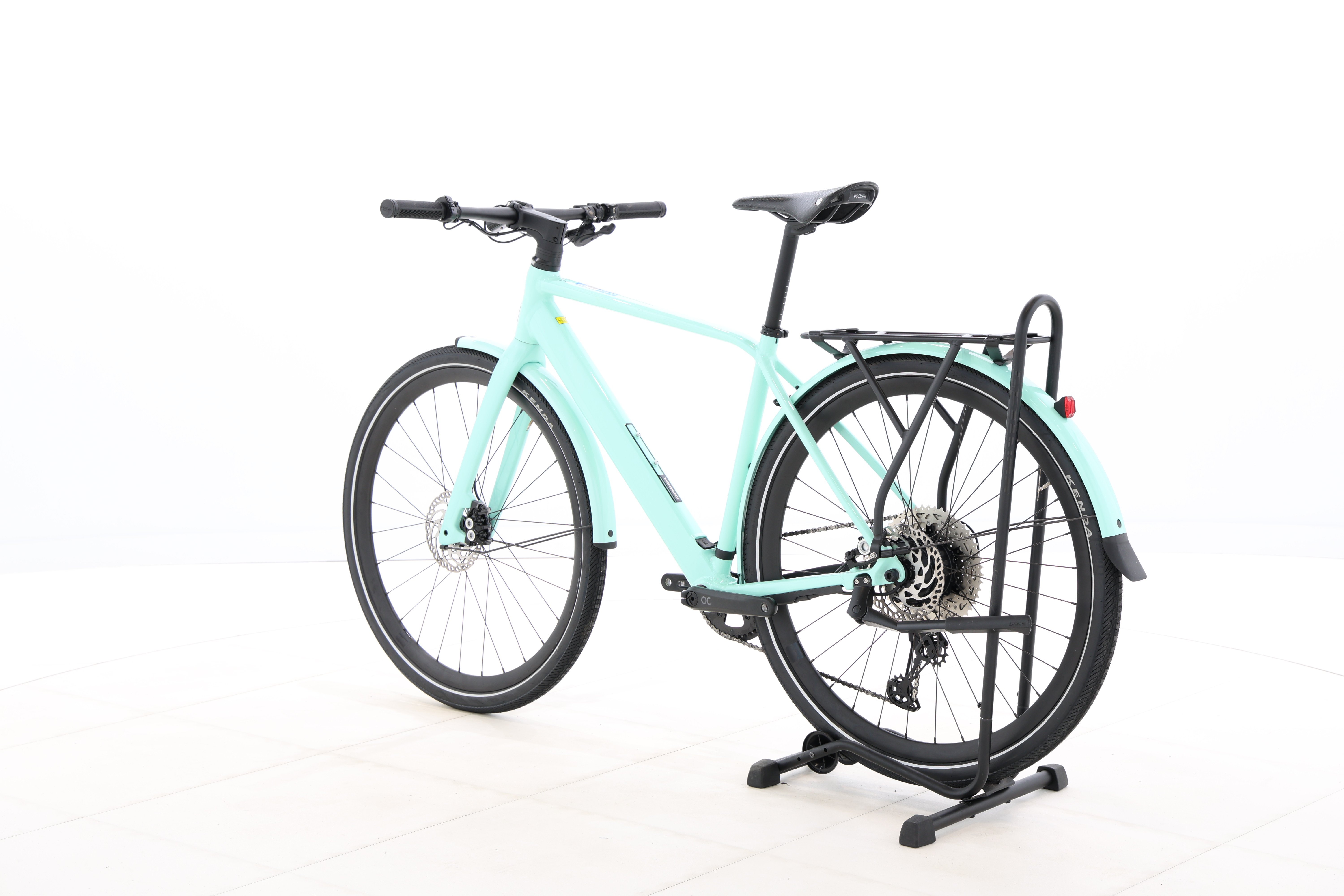 e64f3bde-a3c3-48e8-acf9-55d217d178ba