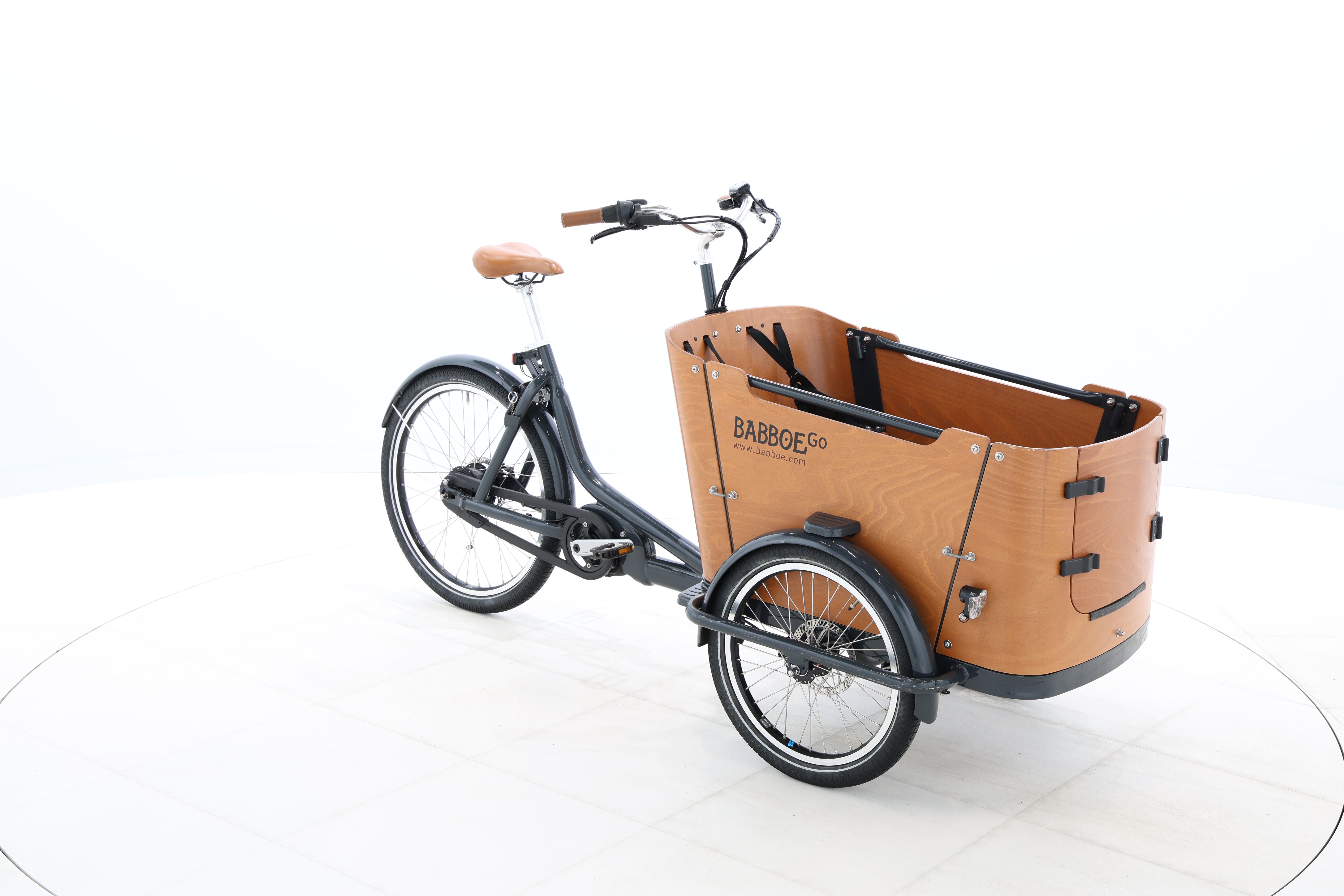 76e57825-b203-405b-a468-f15805cce71e