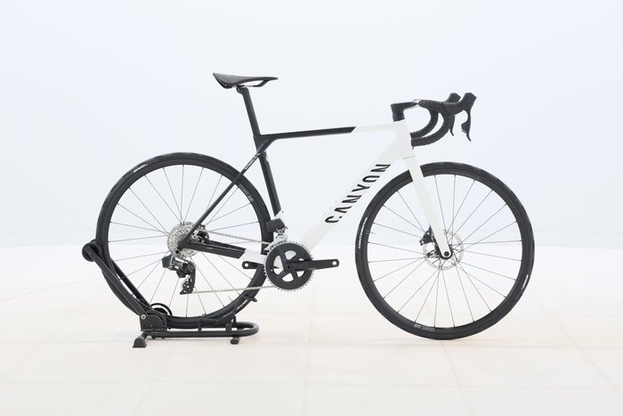 Canyon ULTIMATE CF SL 7 ETAP 2023