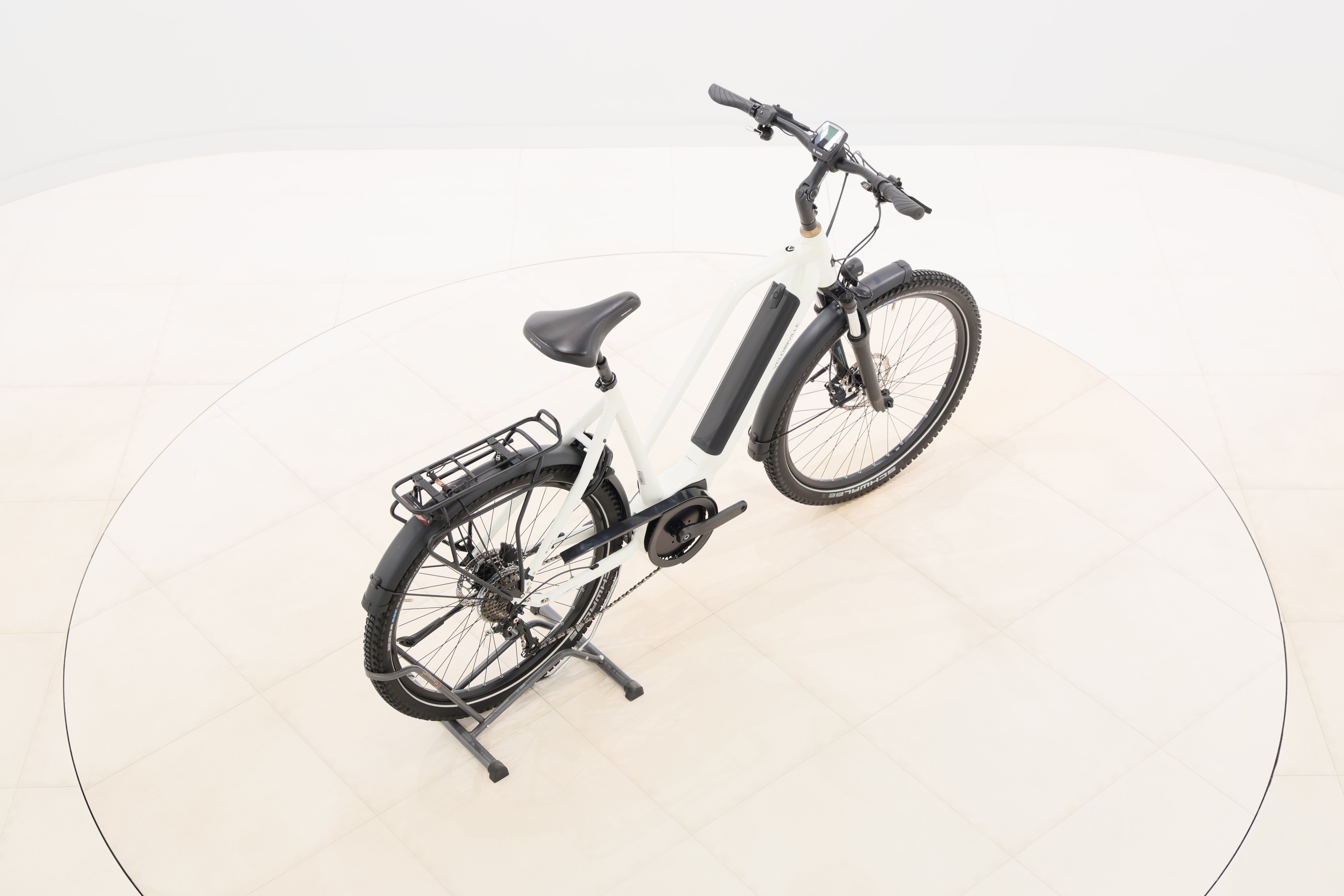 740c8e8b-81cc-4cd7-9ba1-00d6c6ac31ad