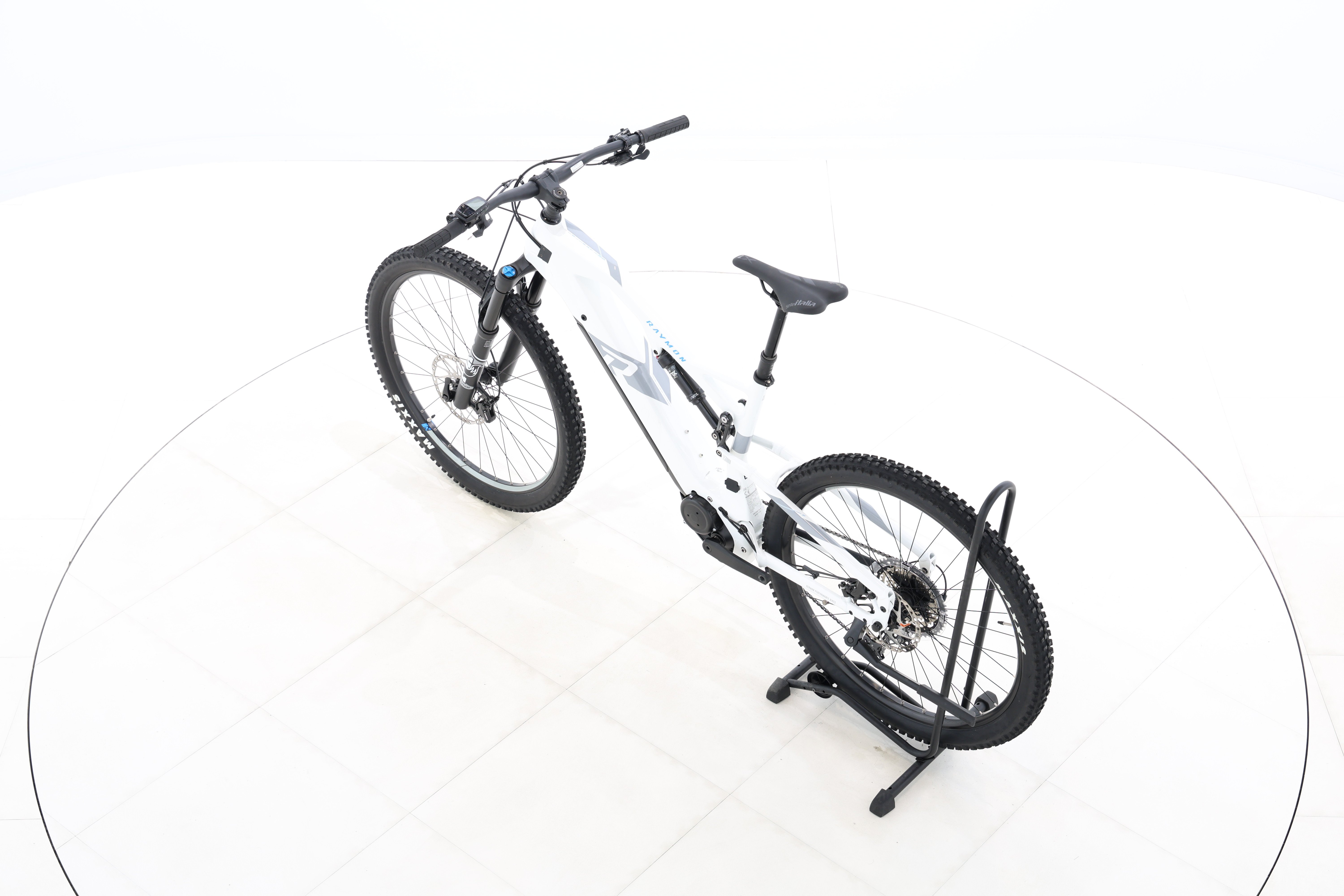 a0ceb826-bfd0-400a-8cda-95018c791f07