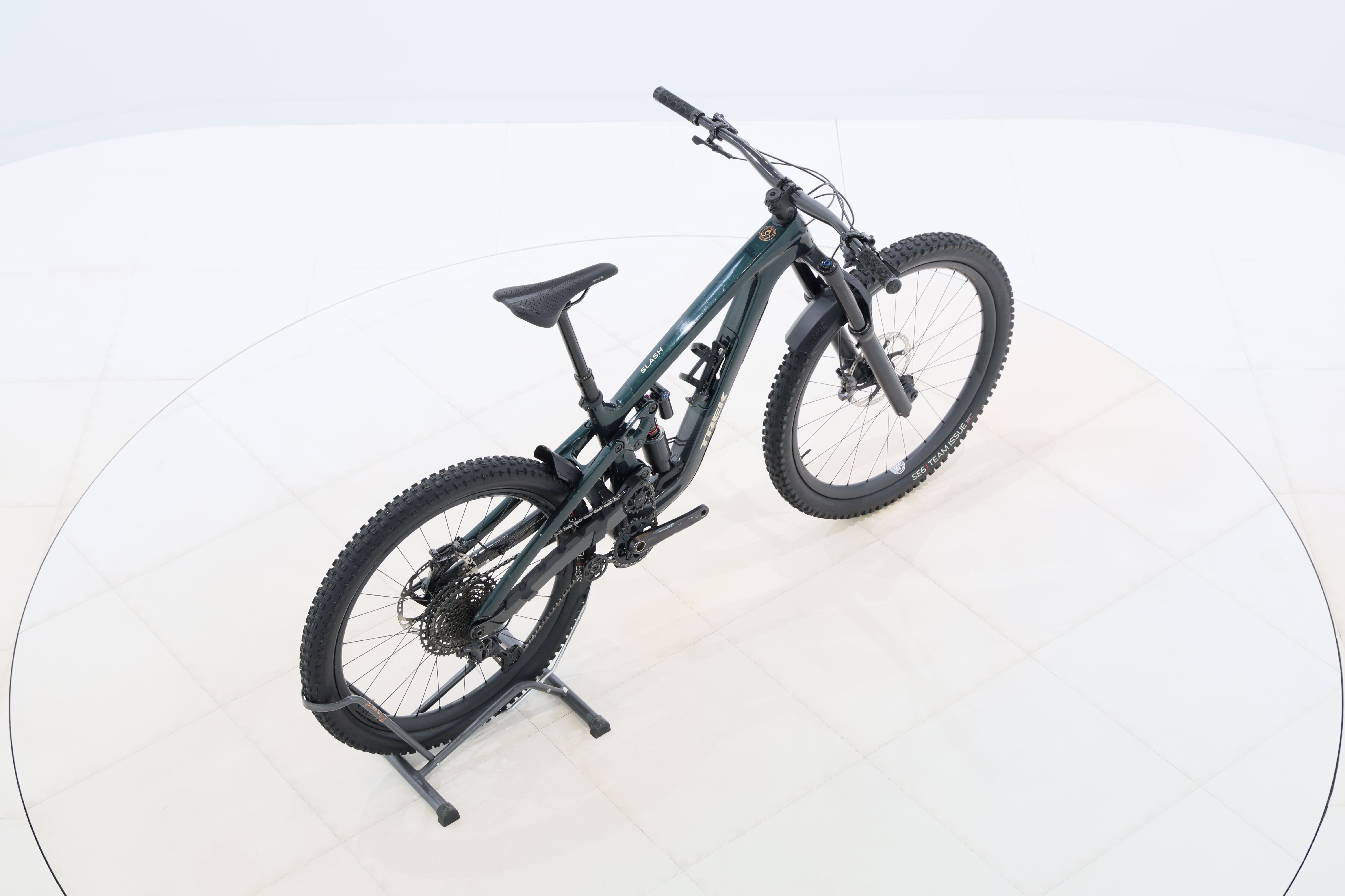 e3bee677-09a3-4ad9-847a-09f28af055a5