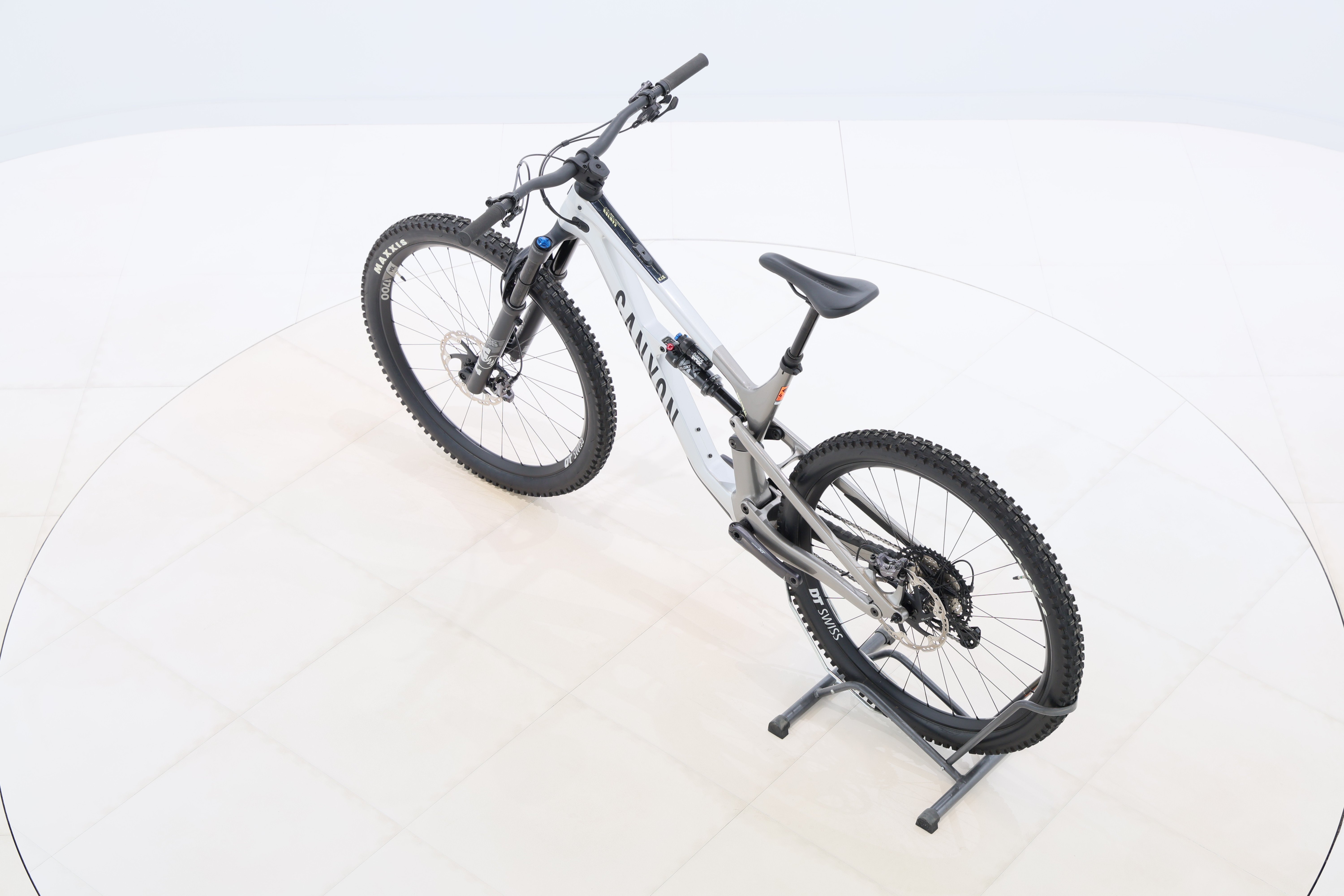 27b51c21-bab9-4525-a6e8-e136f0df10e4