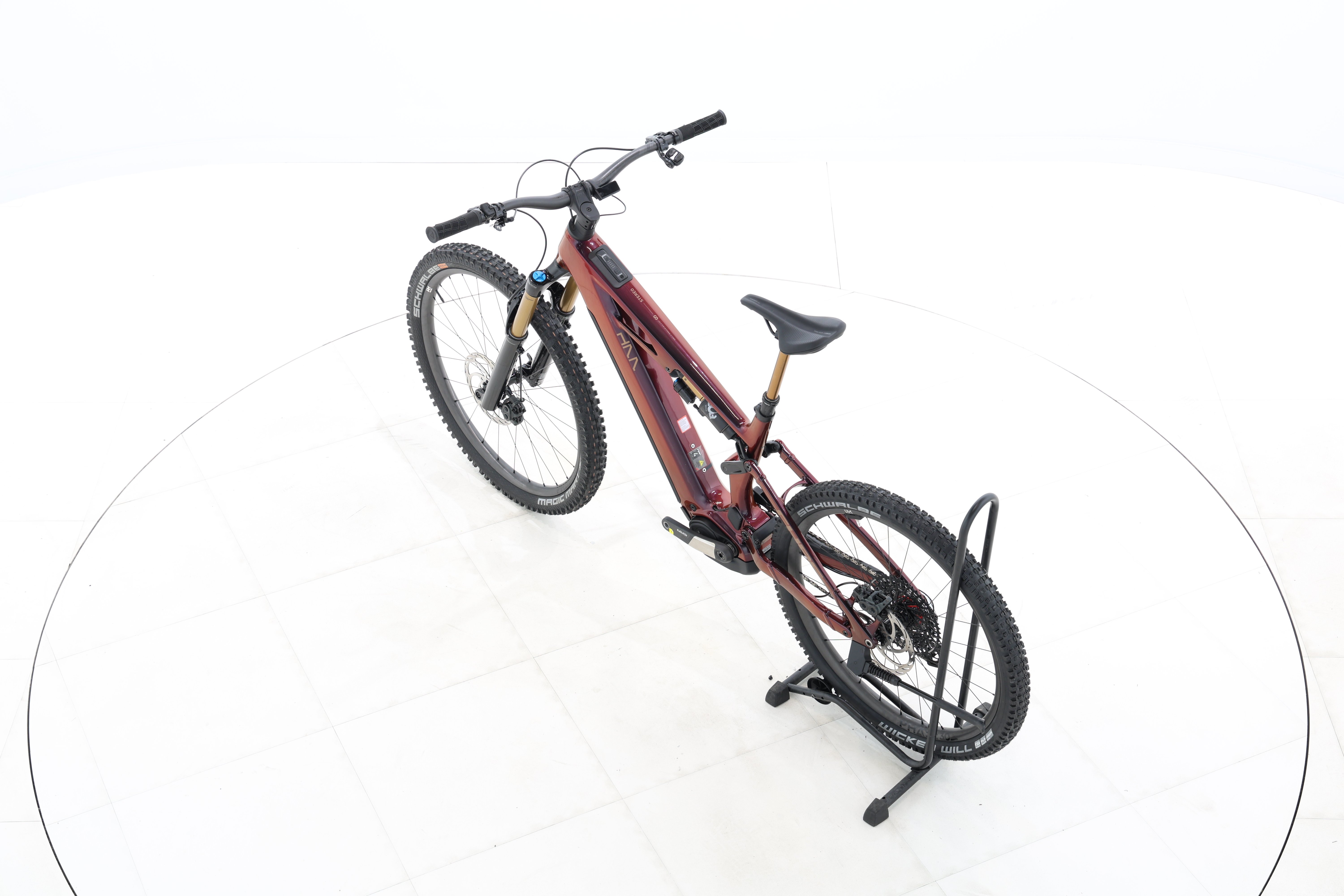 c3c74cfe-55b3-43d5-9960-af0ad5f51642