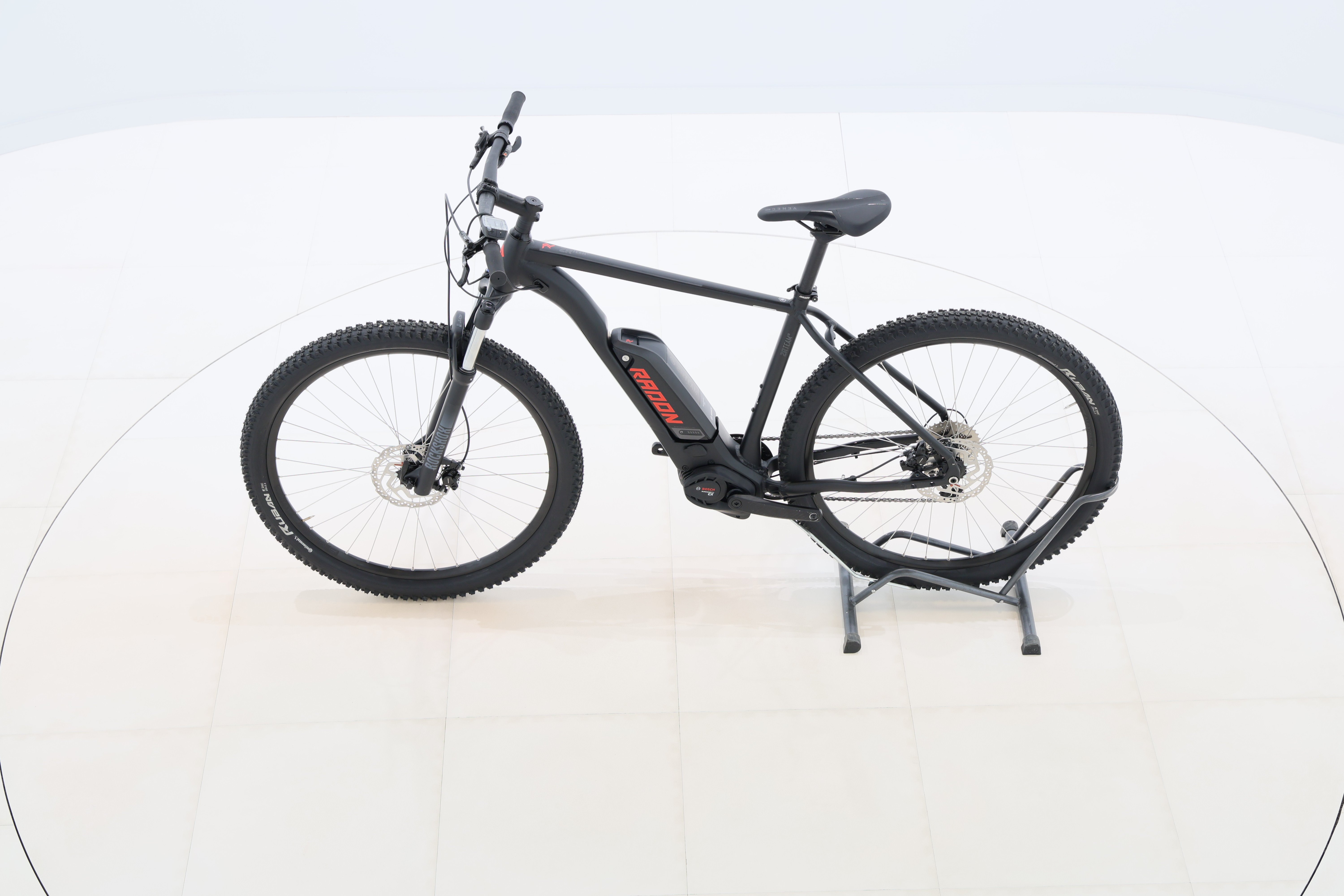 f7a1d923-fb7a-48aa-9505-efa9bd2d1a76