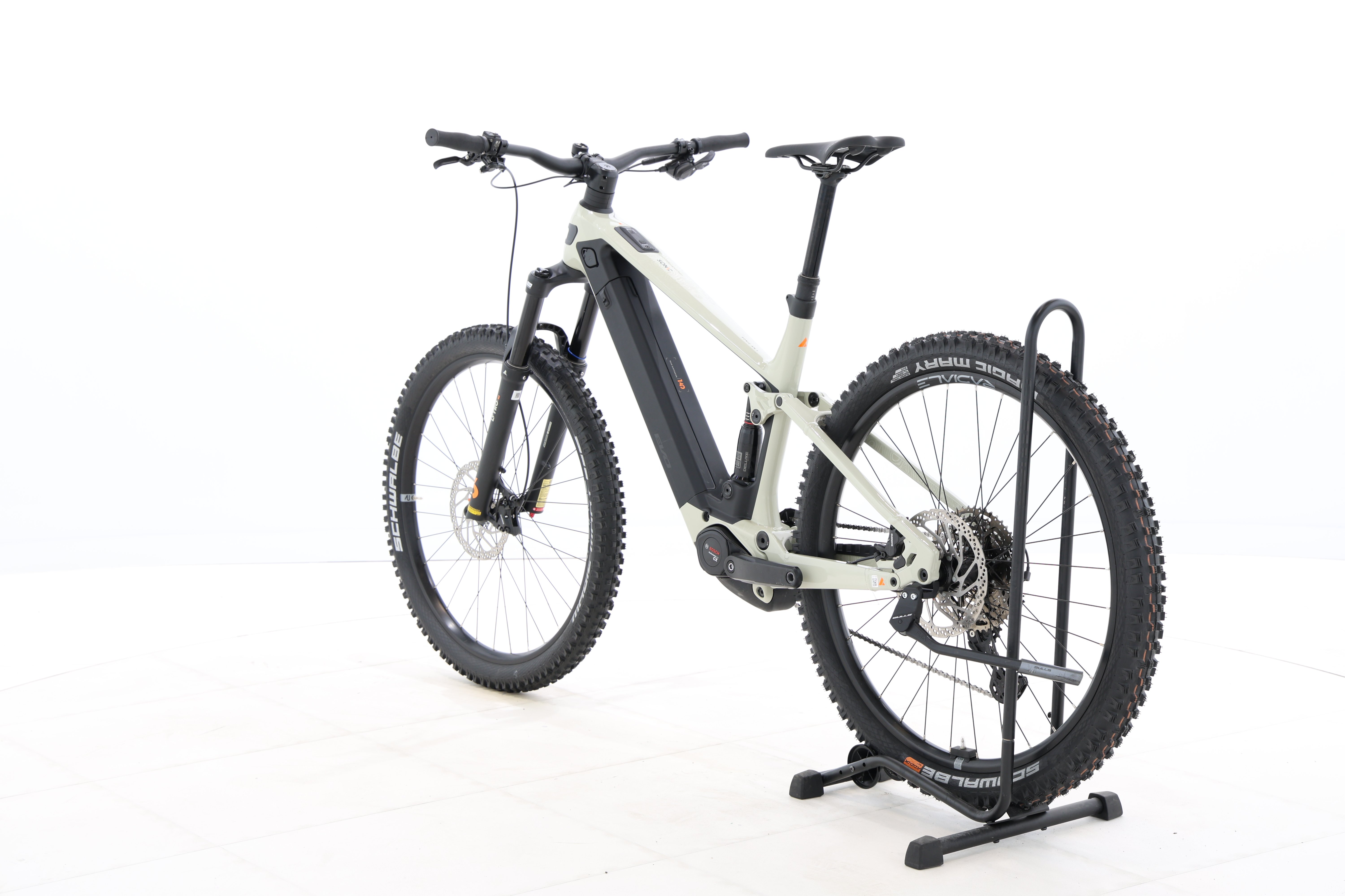 f794e81c-4daa-4d08-8fdd-1629c8274cd6