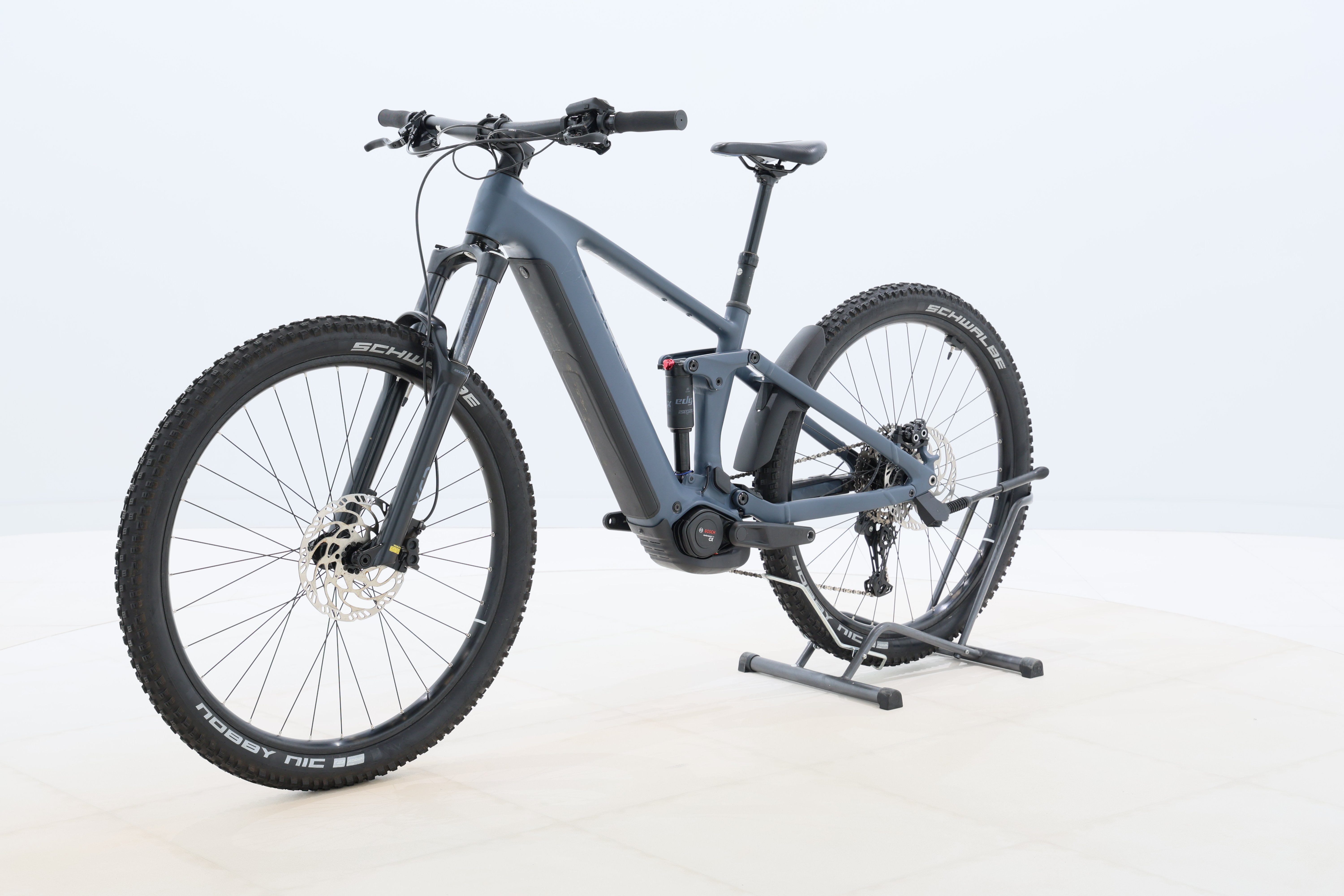 5d0fd32d-bc07-4b0a-bcbe-feb8b2c7511e