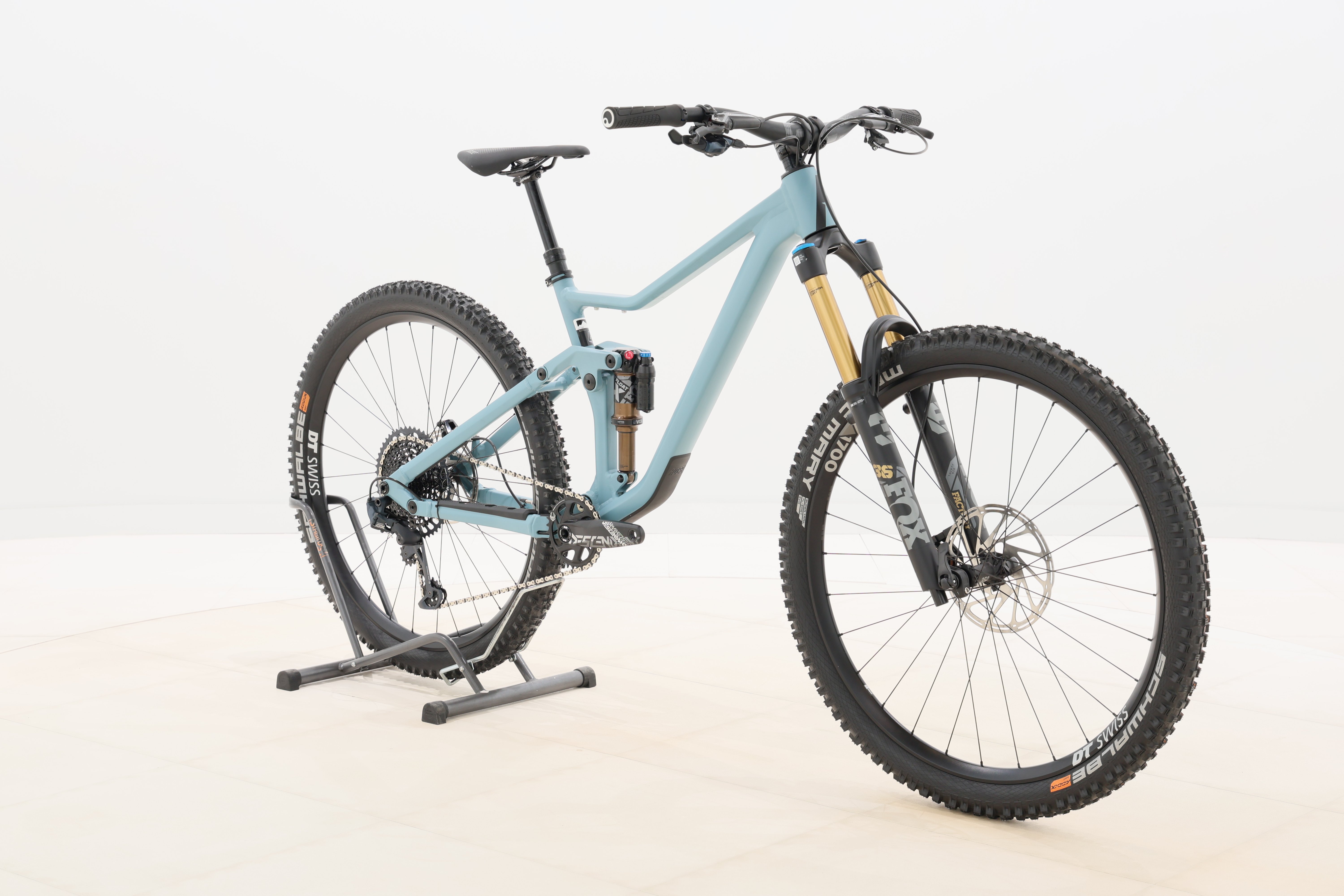 5d9cbfd3-be09-4b33-baea-a95078c81f42