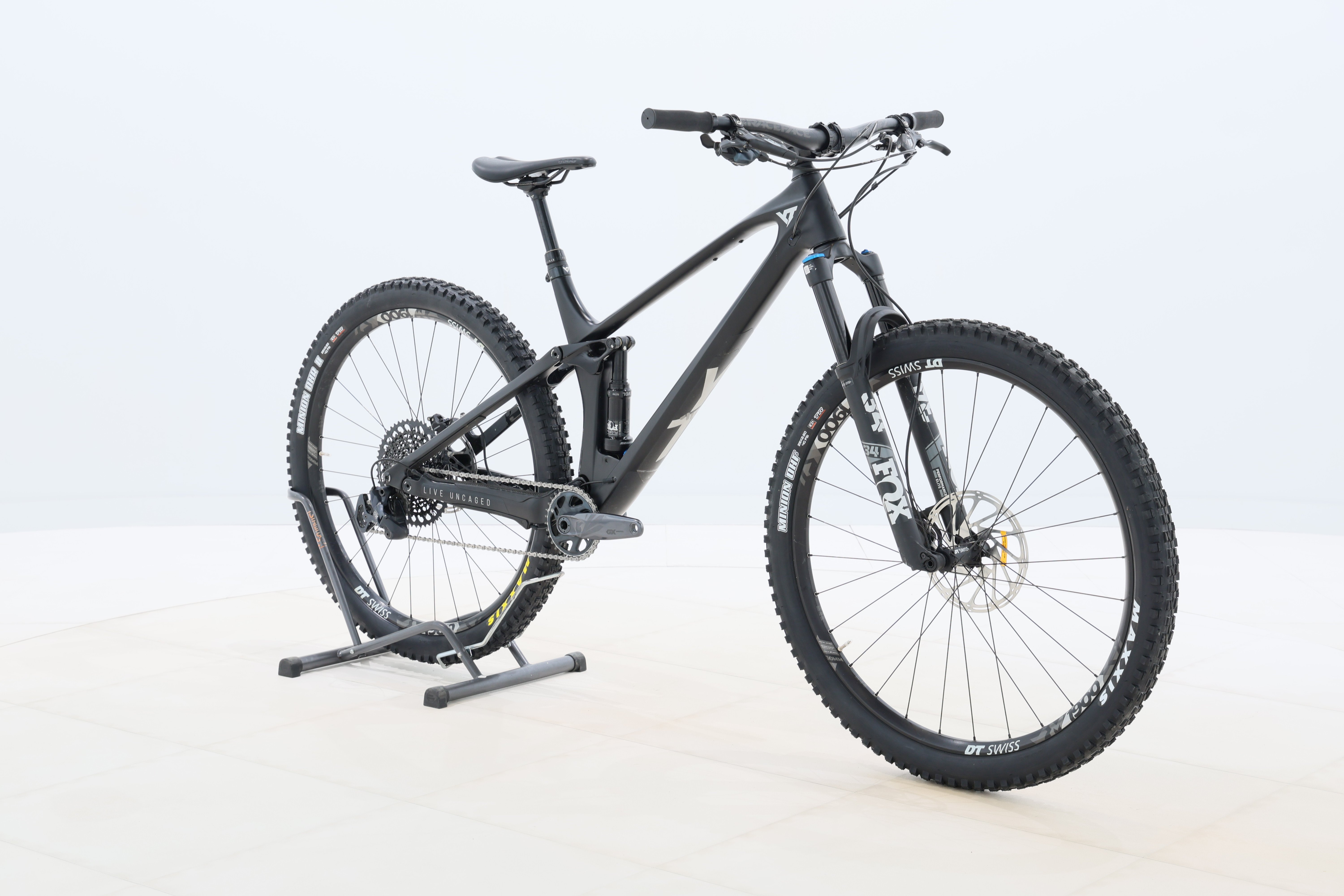 cc942537-de5c-4c28-b509-cddeb50e2f00