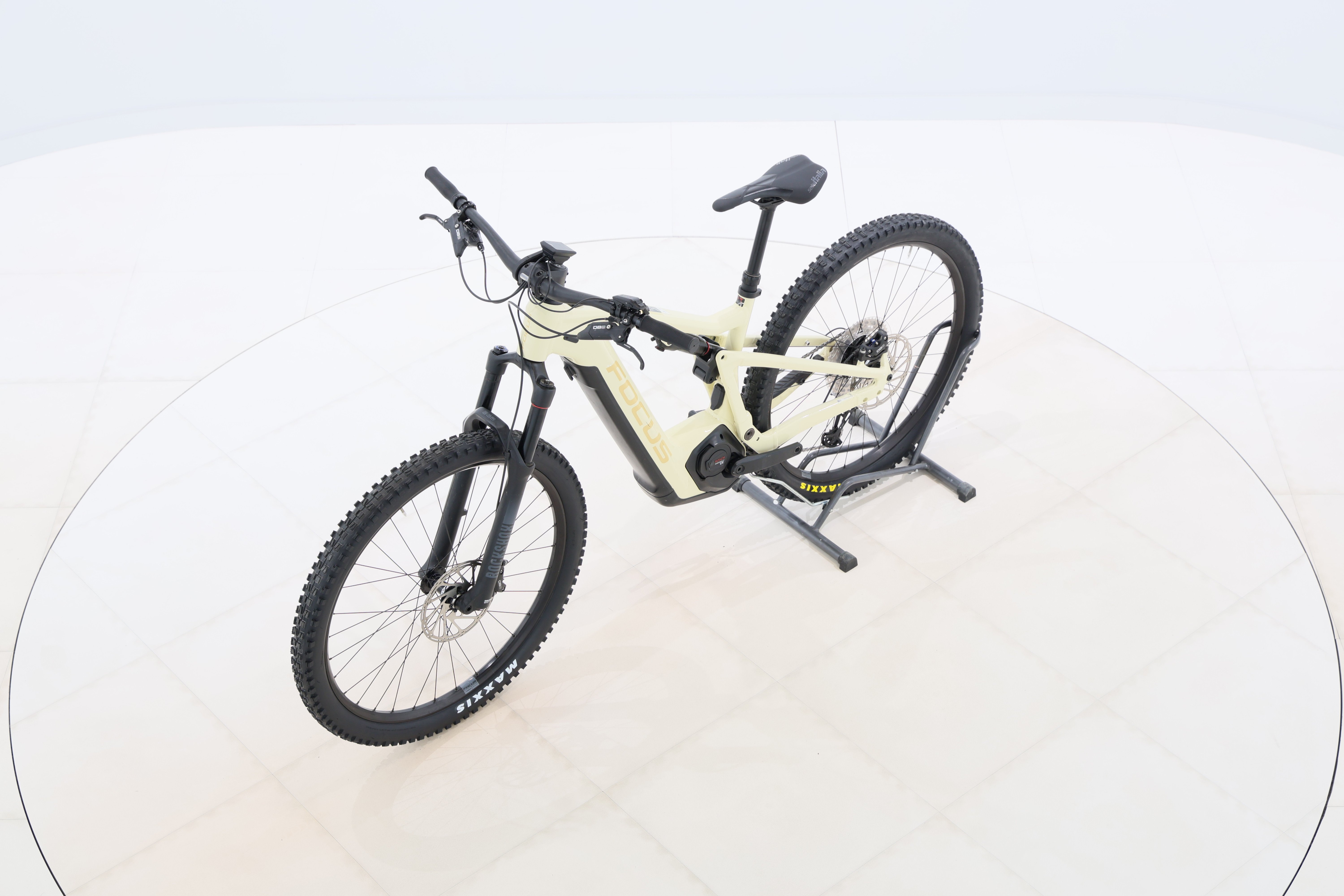 92895406-2296-47f6-9902-e195f72341a5