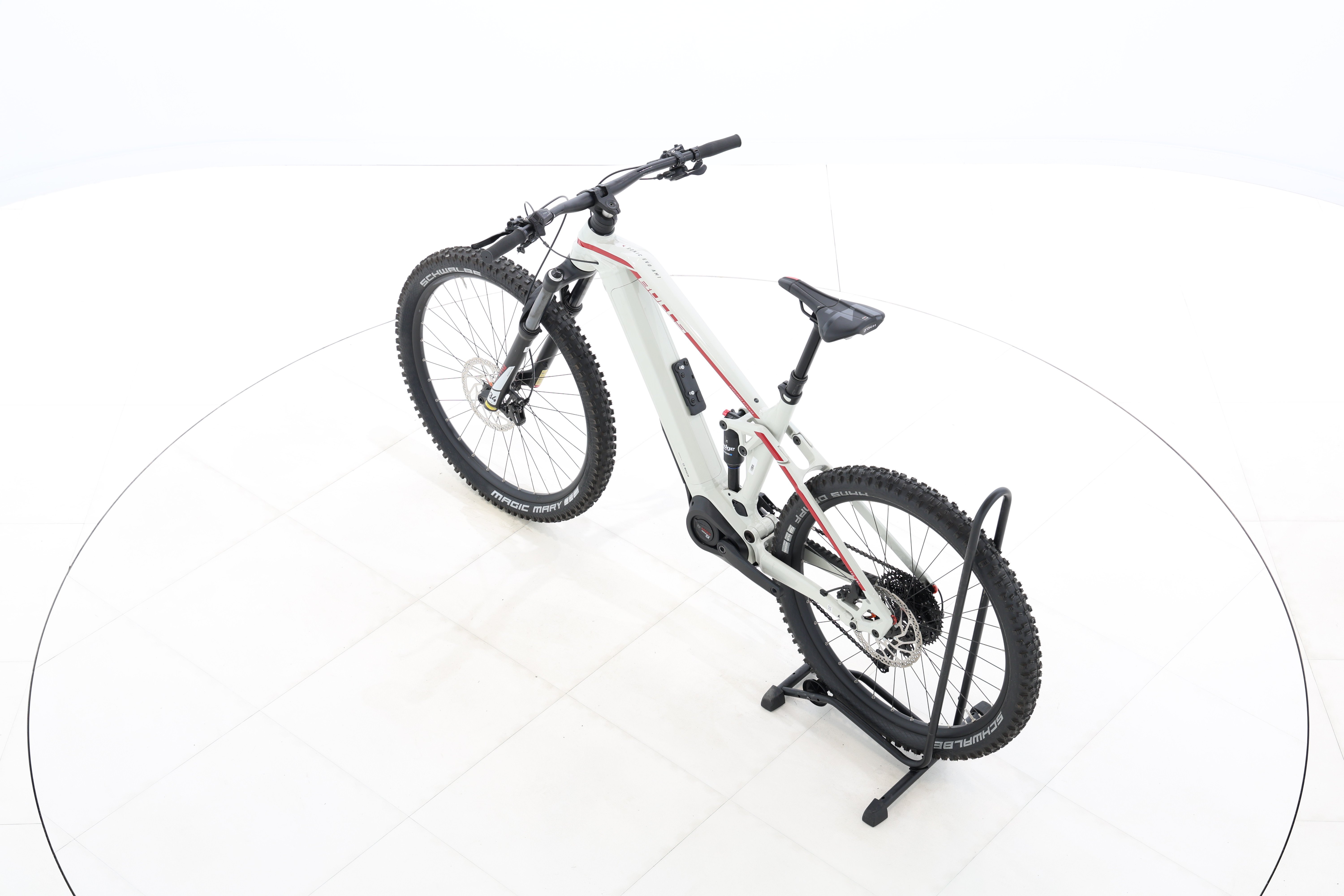 10bdab98-1a26-4ad5-9a06-d89b50eea779