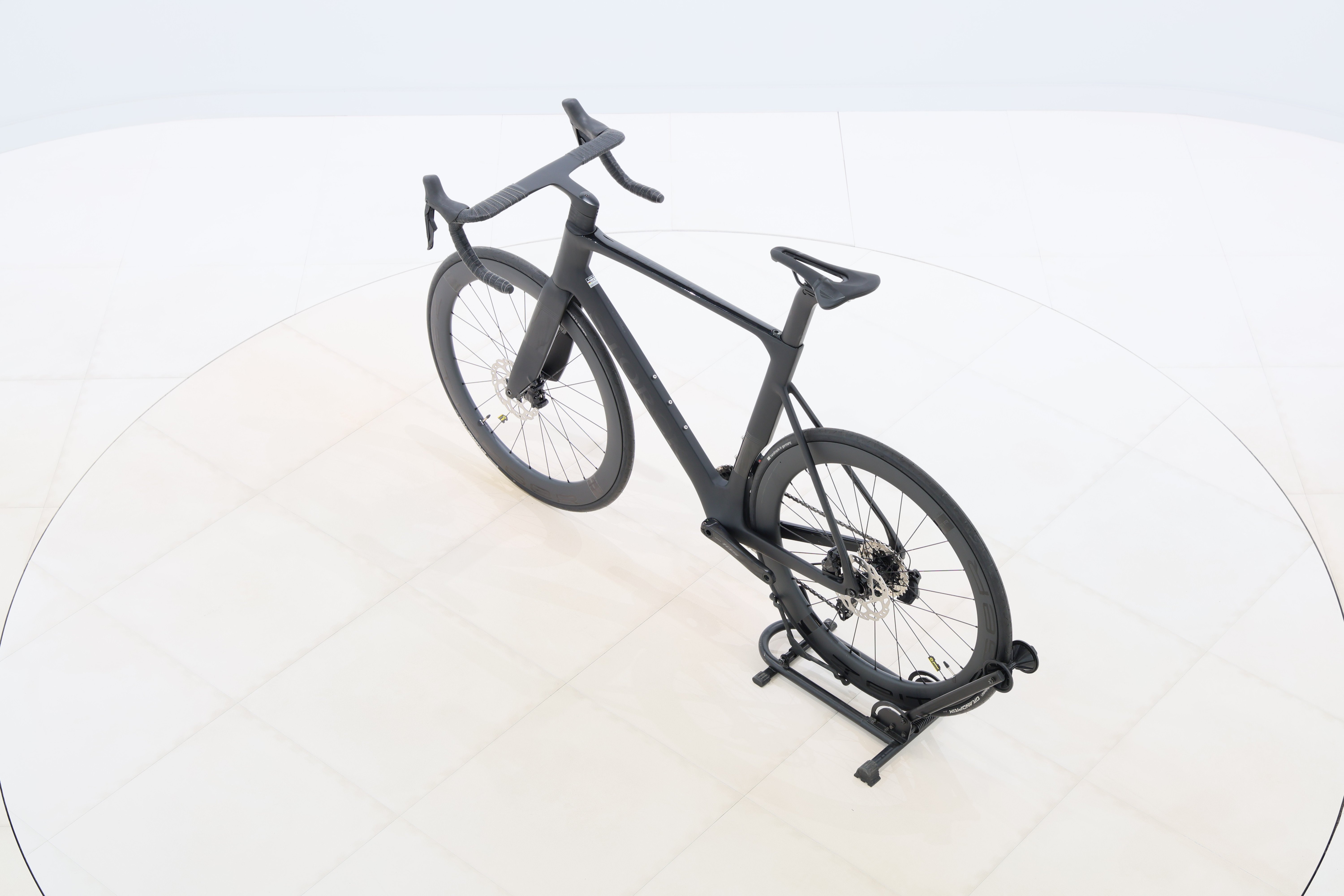 de851937-3f5d-40ff-8988-ba6c246021ee