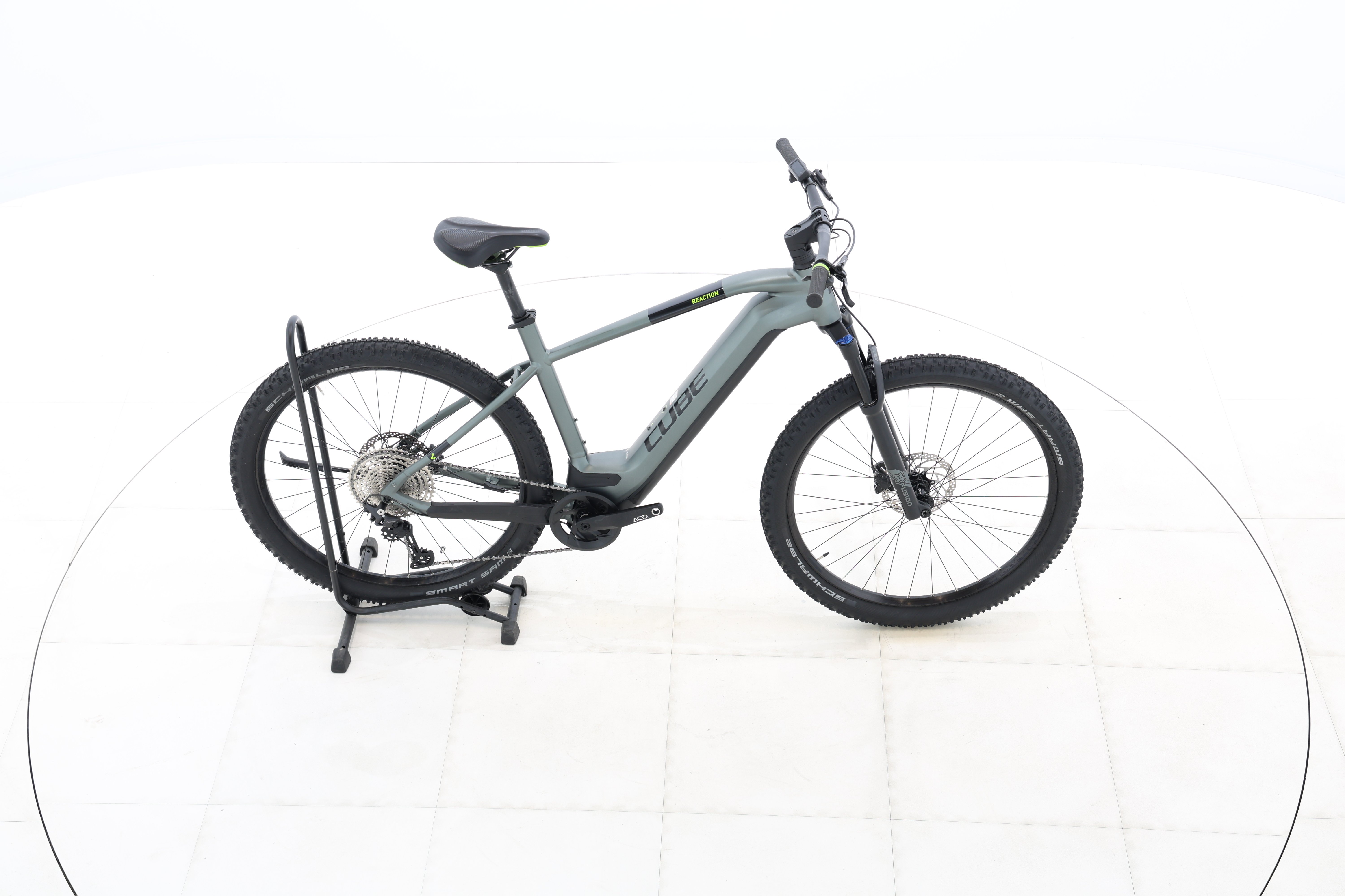 c1e4f9f4-a743-4afe-96ca-a516dec4677e