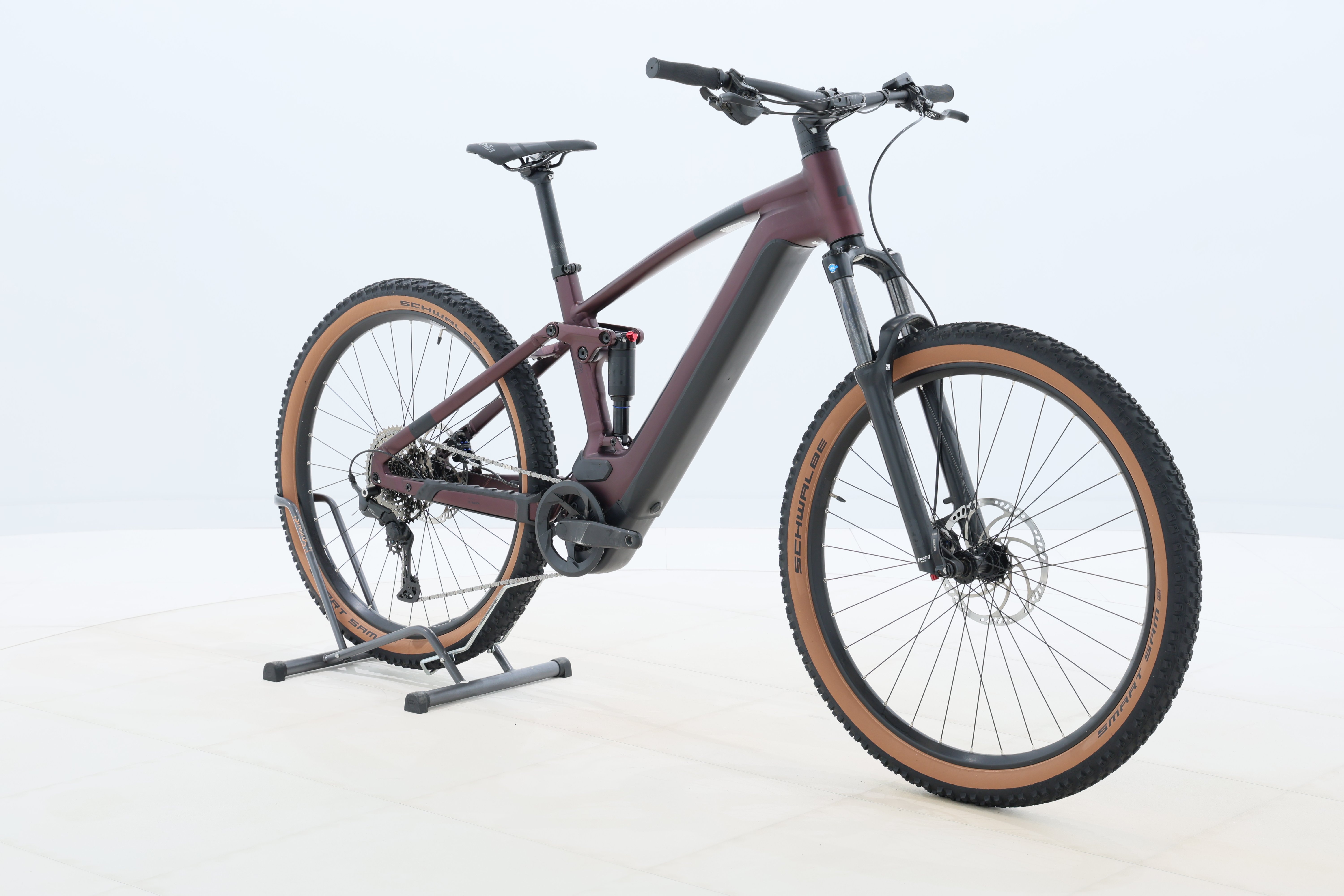 16c6fe26-7c0d-40ca-a575-47c9d84045cc