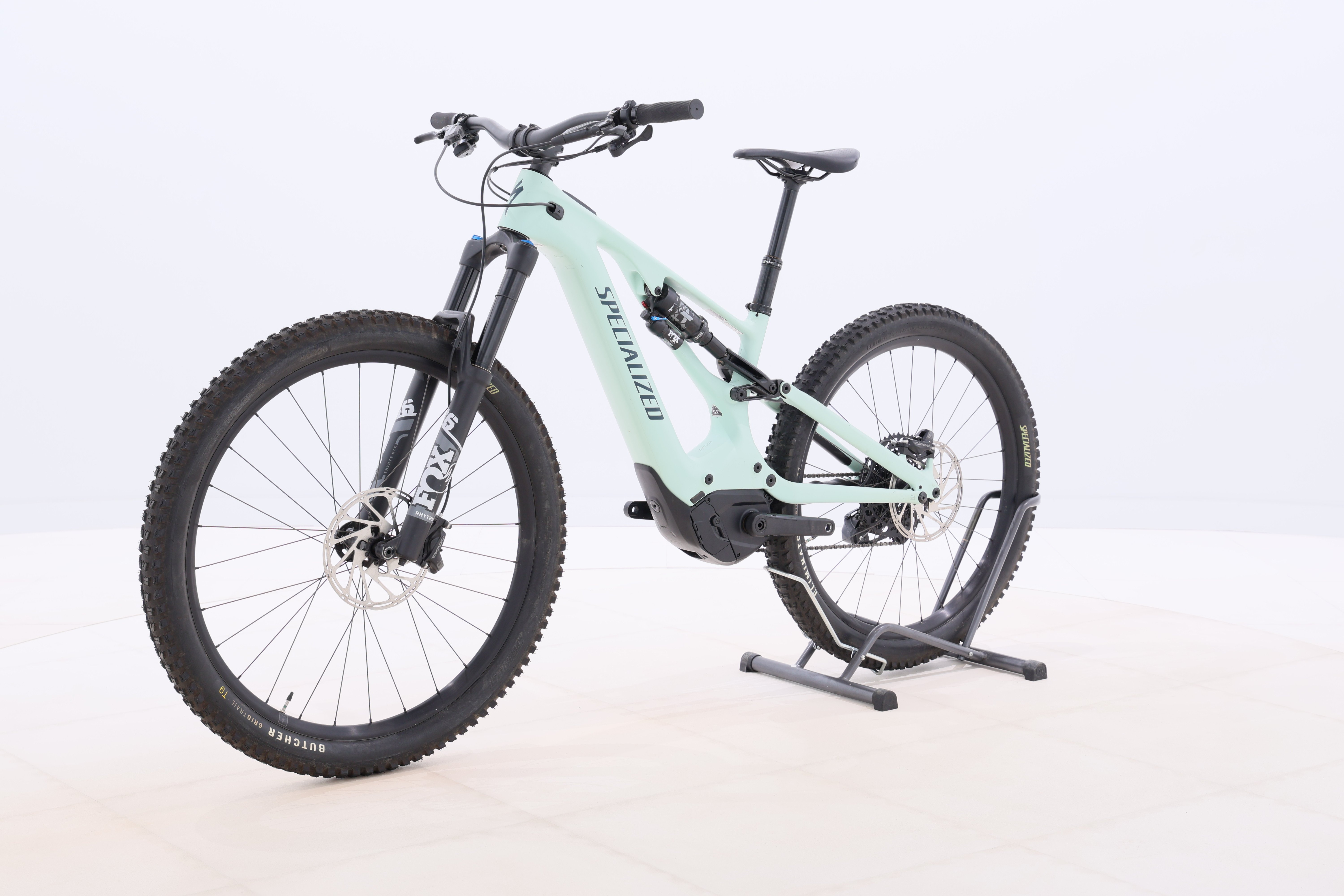 aee56a64-fcf0-4b26-9b2b-6027351ff852