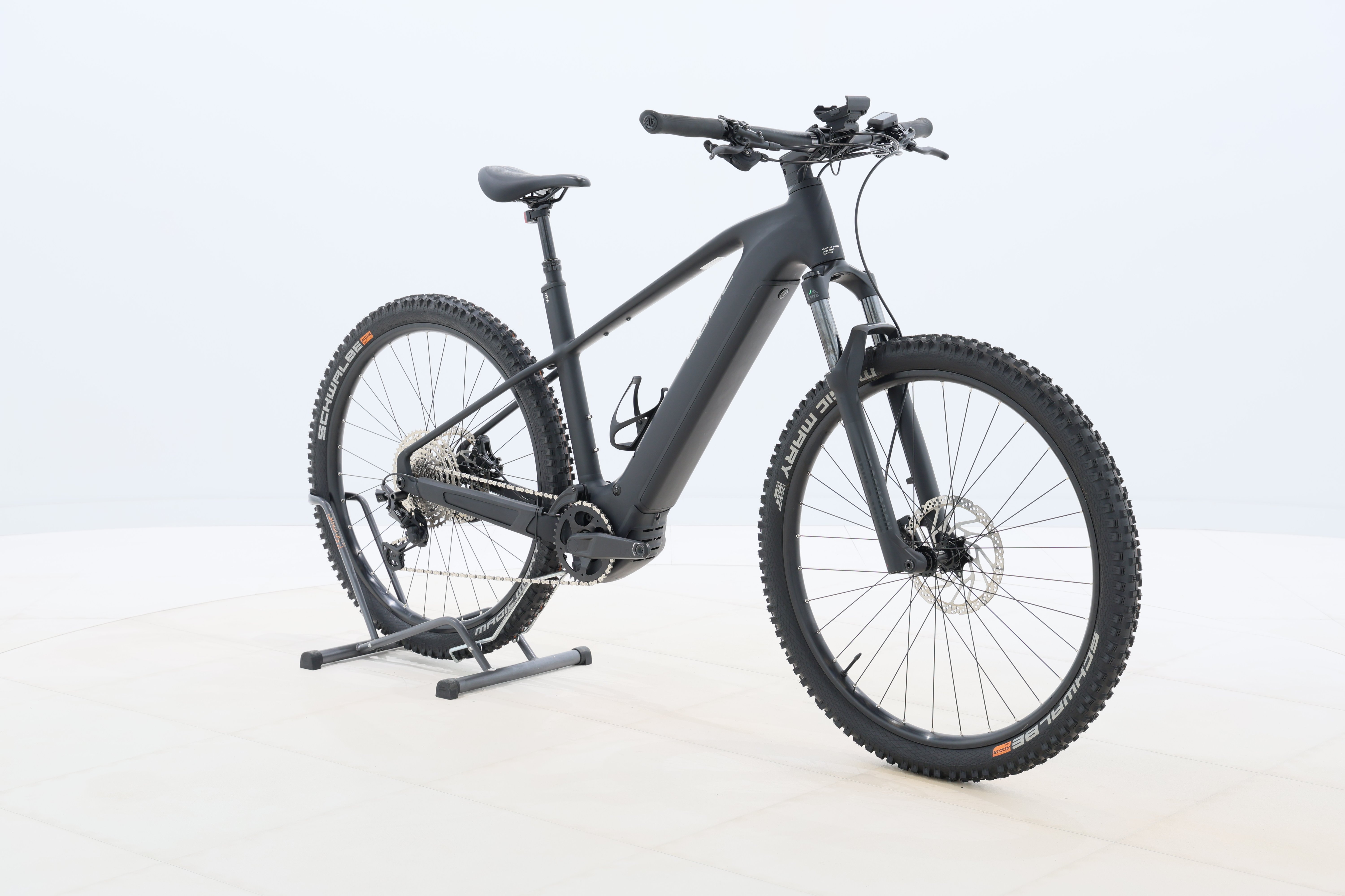 54976dc6-9486-49f2-a976-ffa599c43ea6