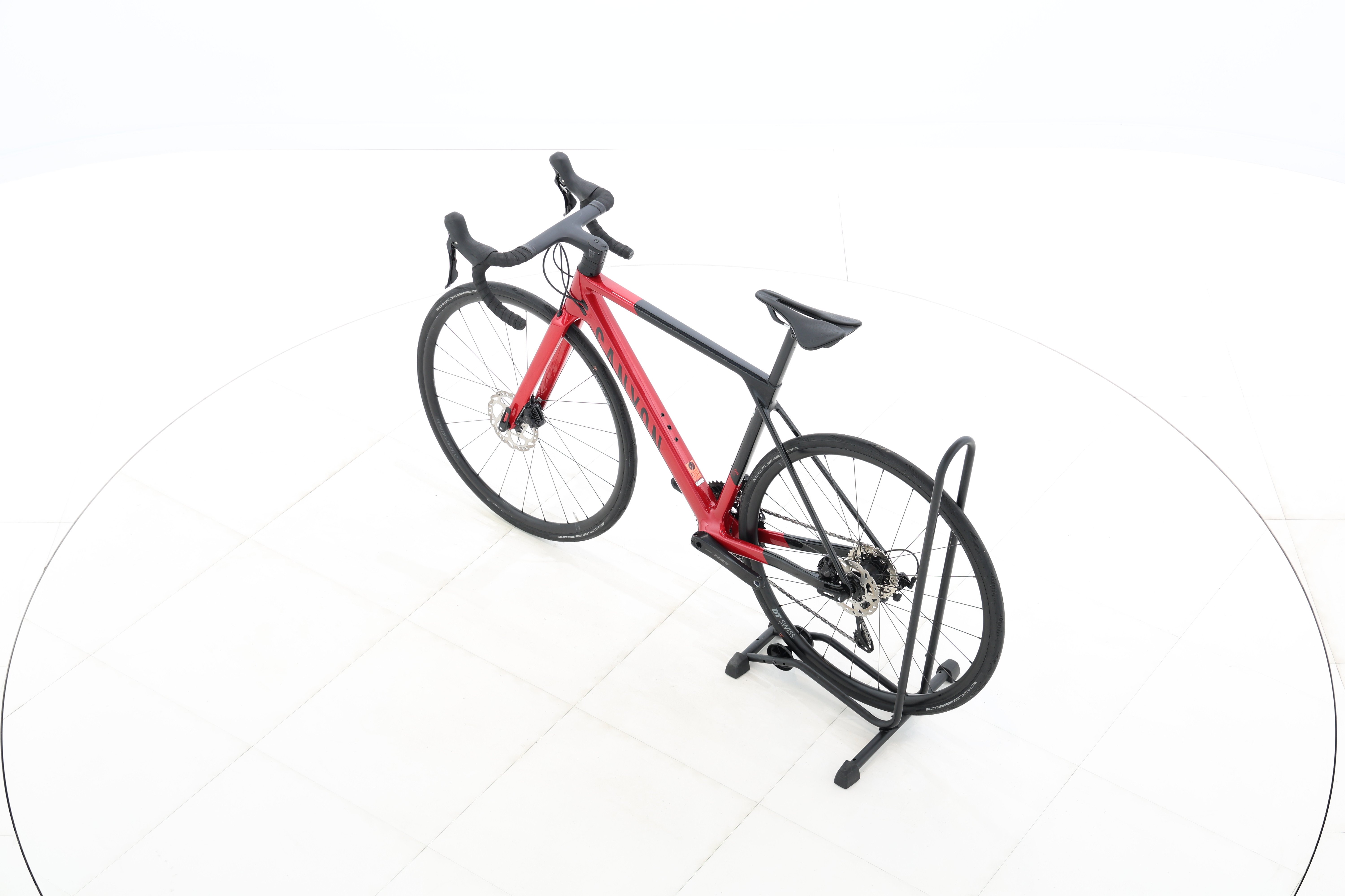 1e867c13-721f-428c-8138-3adc6f1e2651