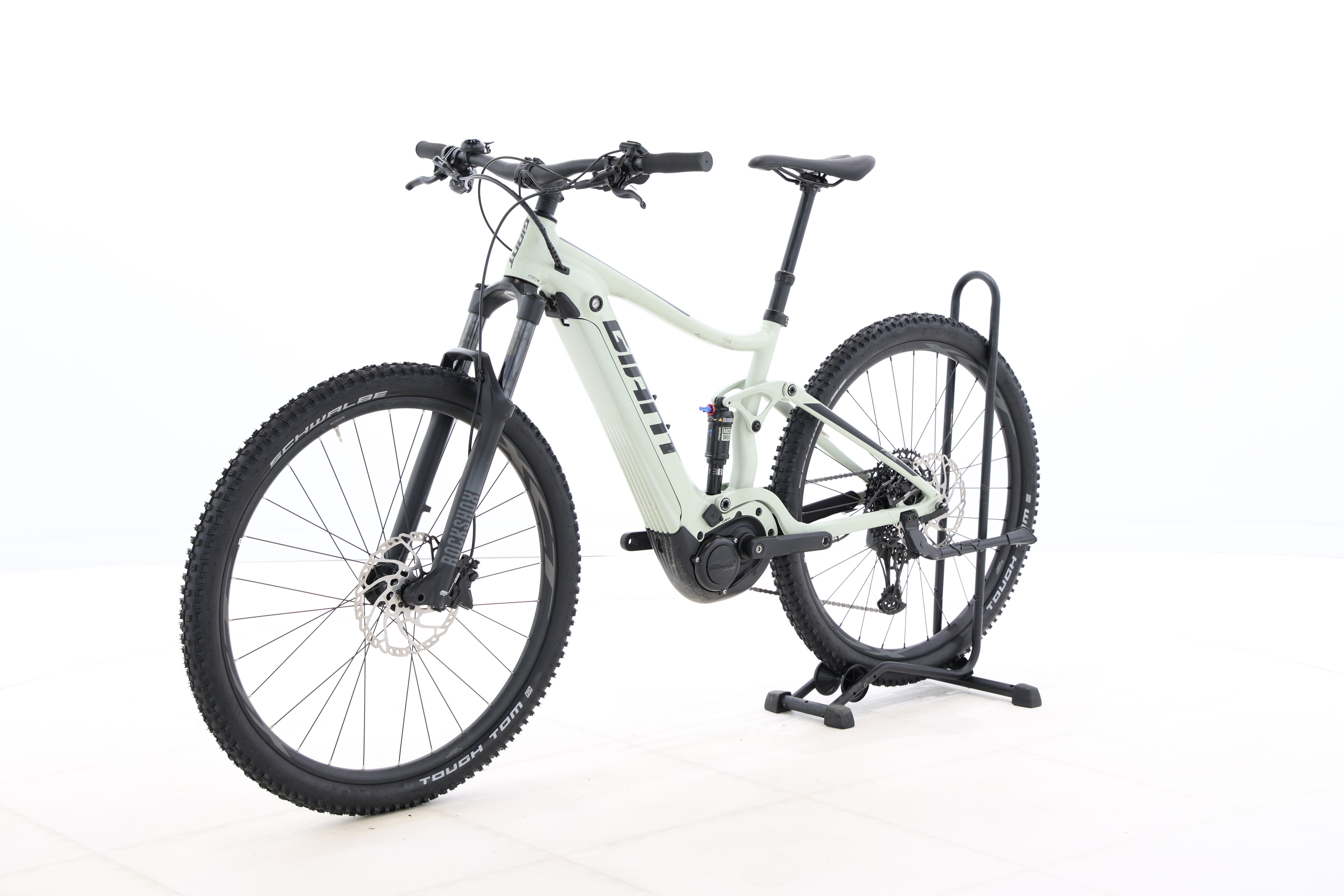 dfe53e5d-d27a-4af6-959c-8cf7dabbb8d8