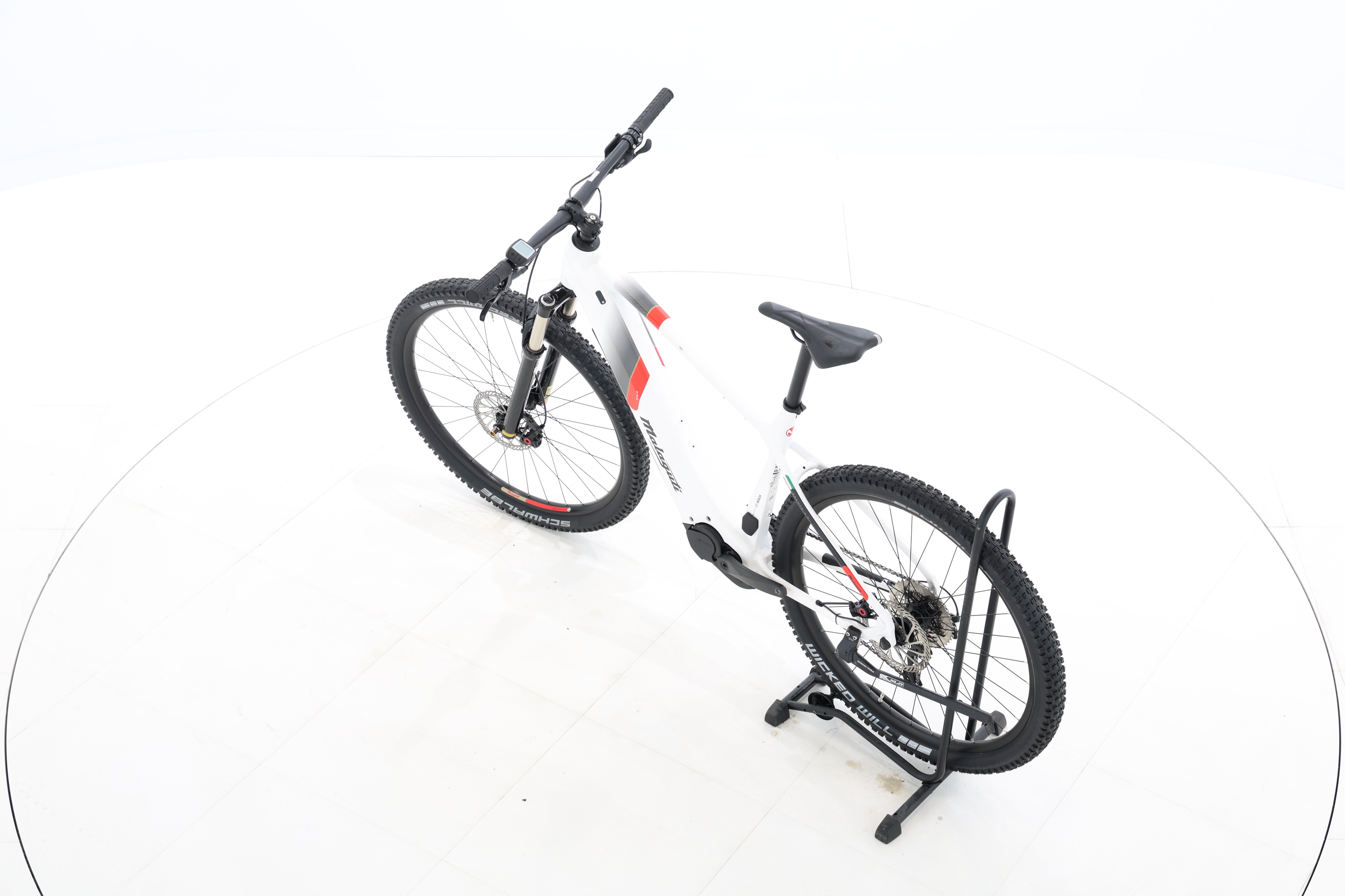 d162d83e-2226-4c5b-913d-87cda3b881c9