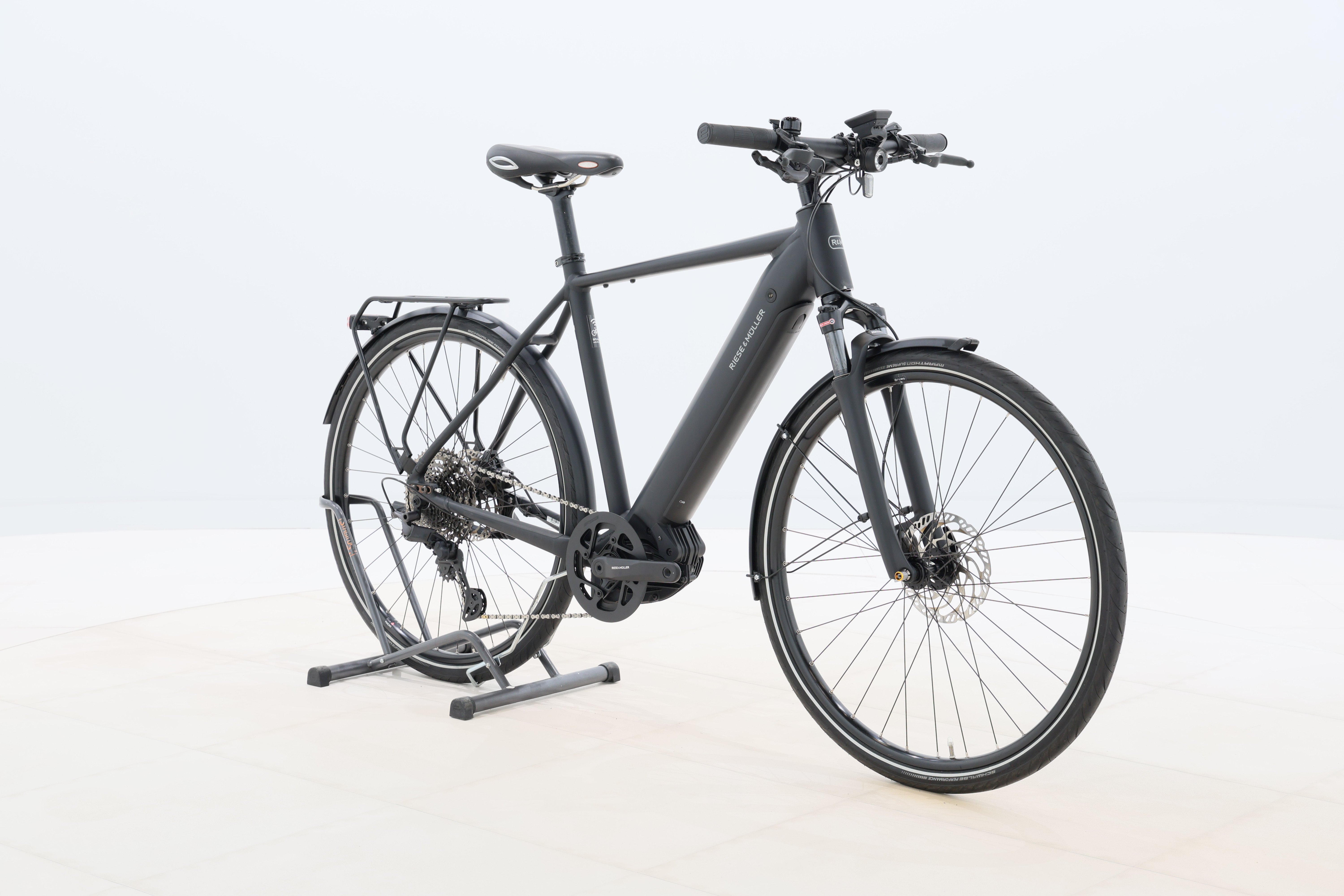 ab51e547-a6e3-4c3d-9e02-de204f636645