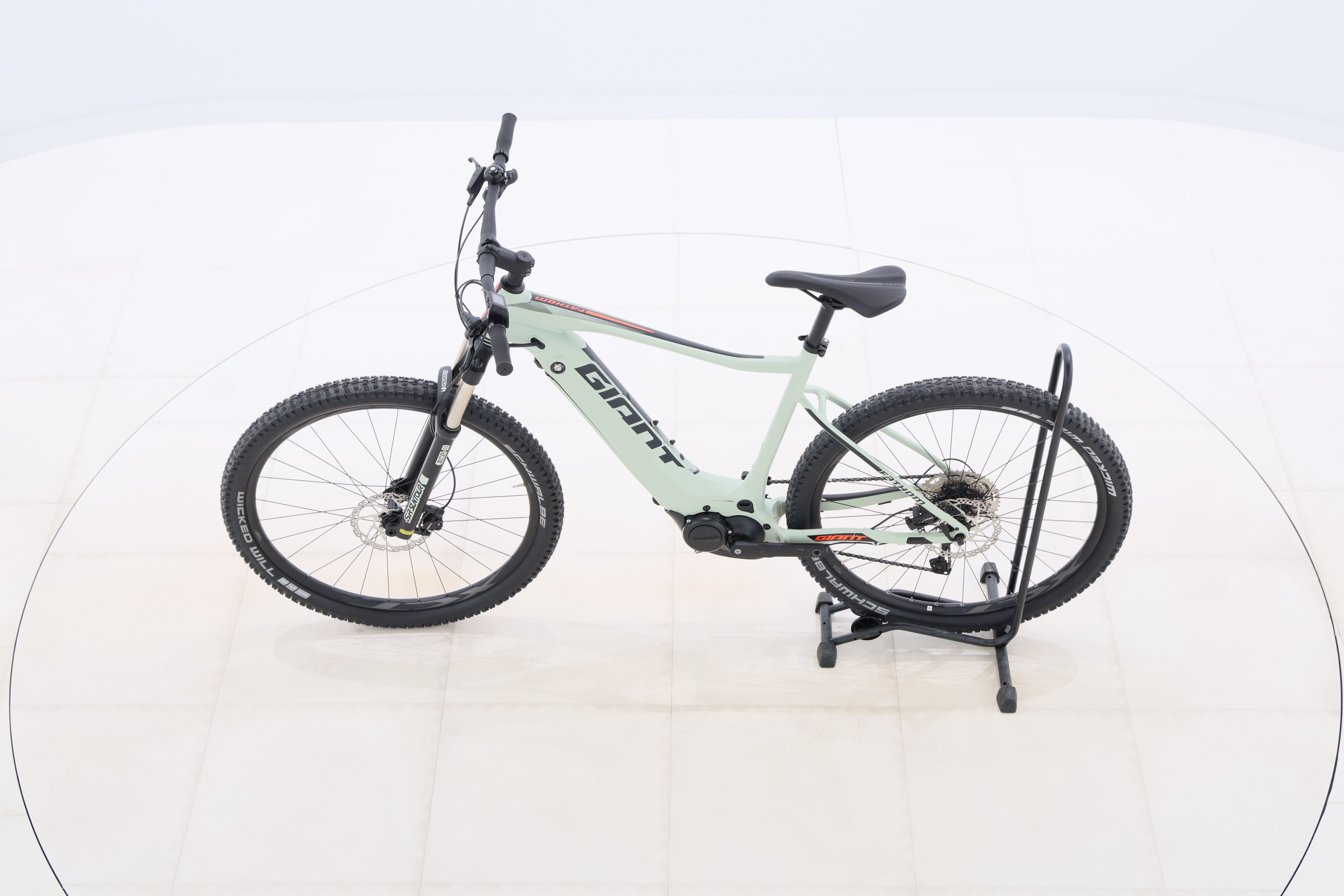 c05993c6-0db9-4f5c-b93a-03b1d39b5276