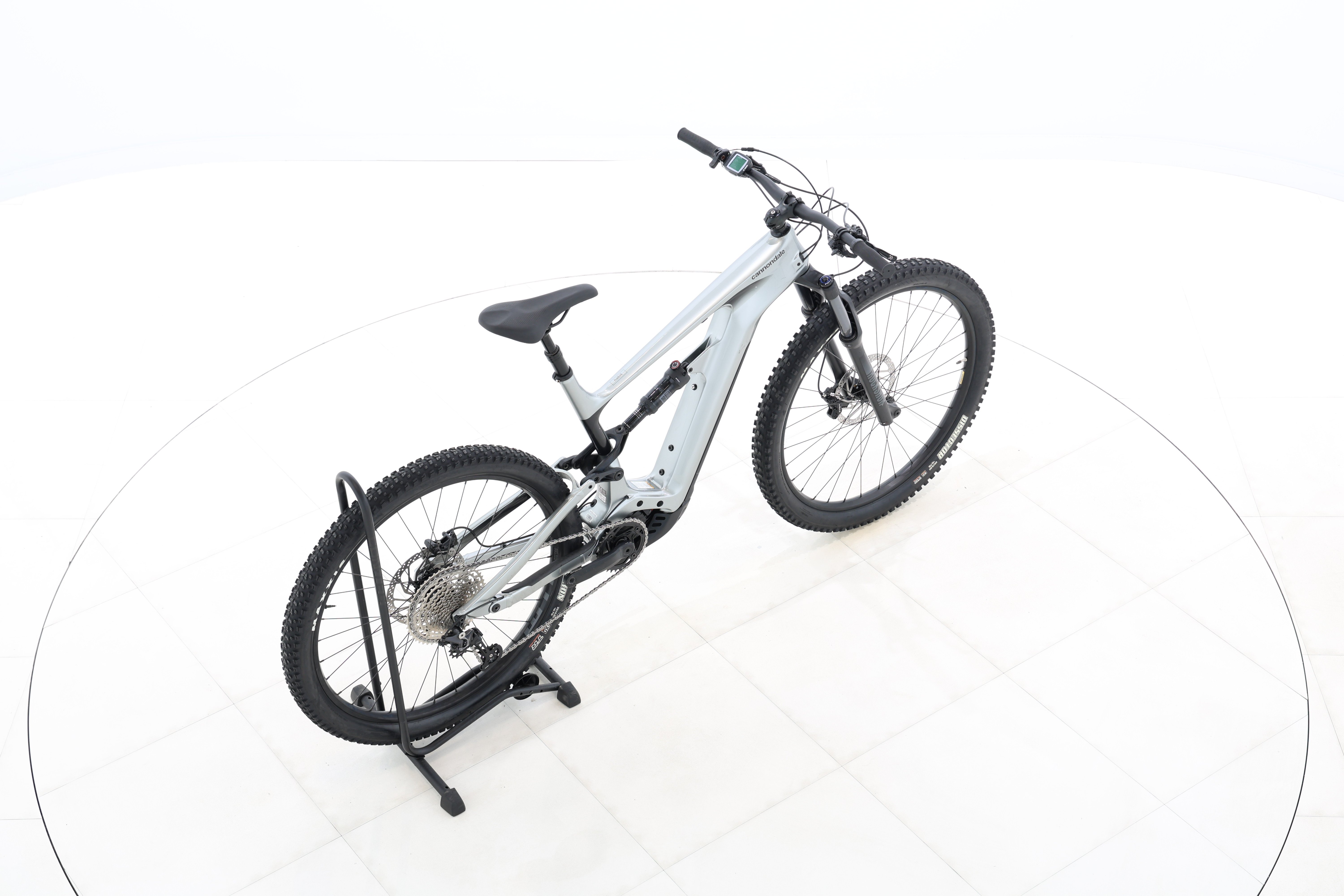 51feac3d-470c-45c2-ad76-c7fcc582fbfb