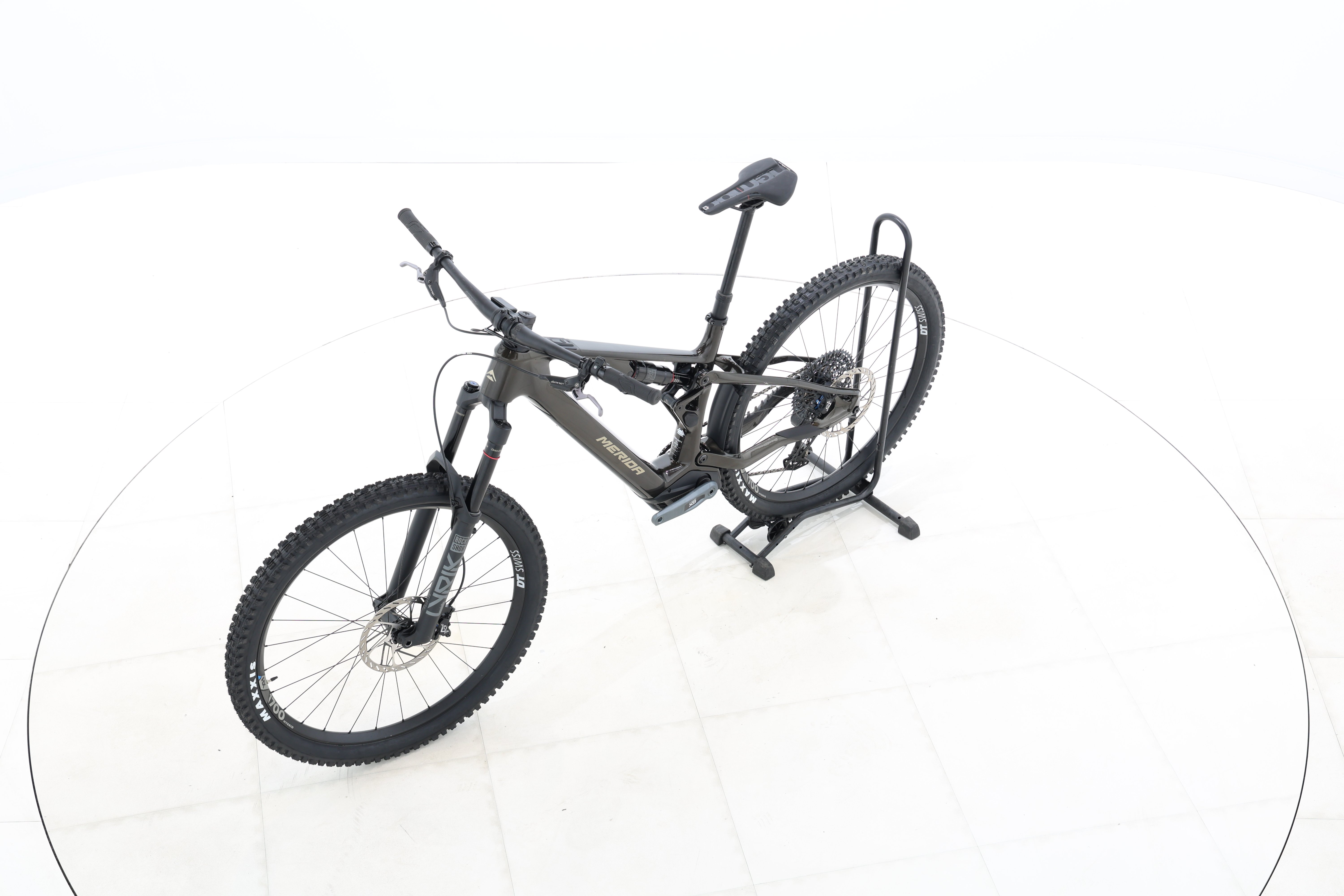 7bf8c658-ffd6-4ff0-a7c8-45347197383f