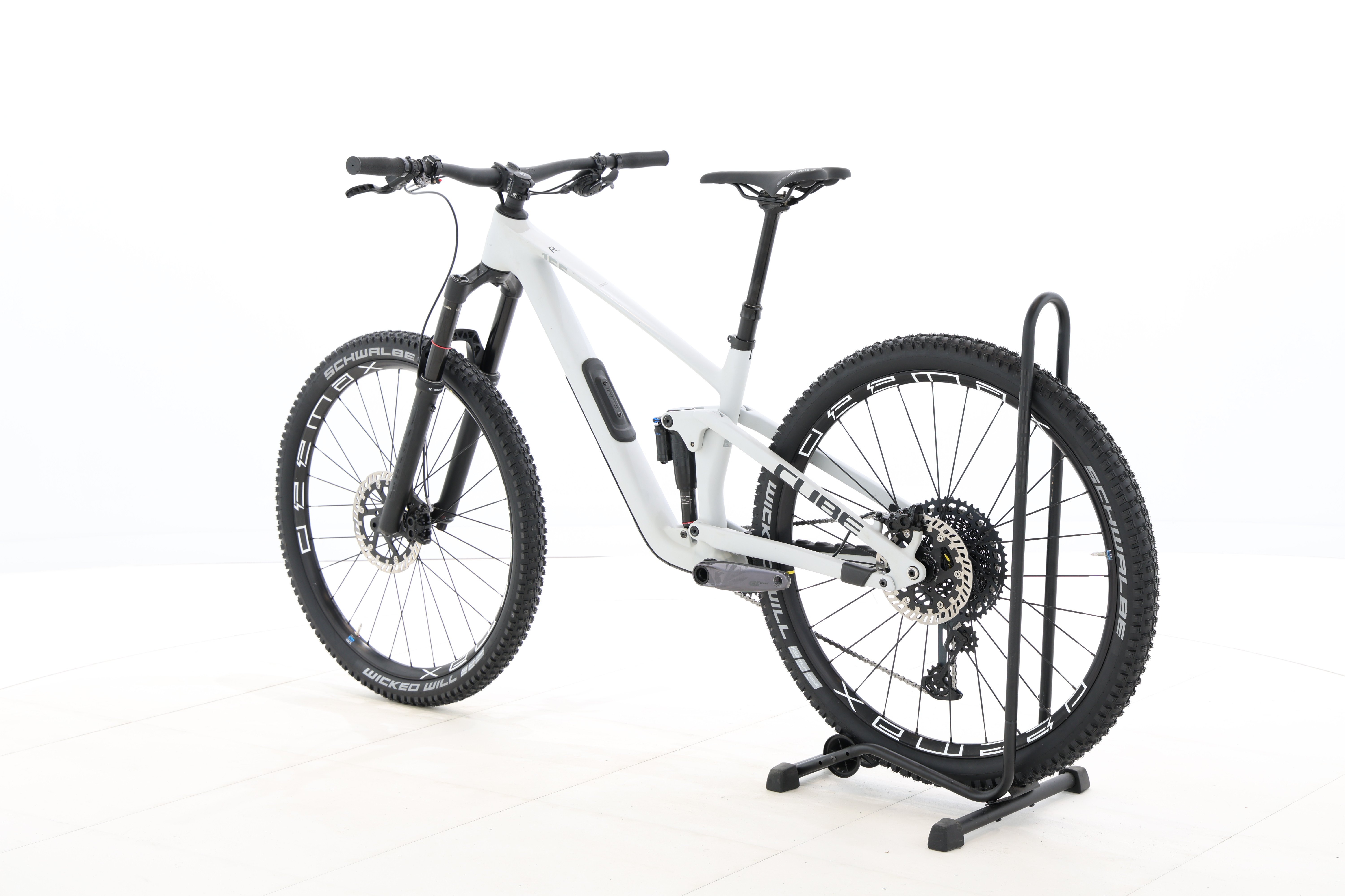 01e8eb31-a2a7-4c18-b421-8070cbb4e4b4