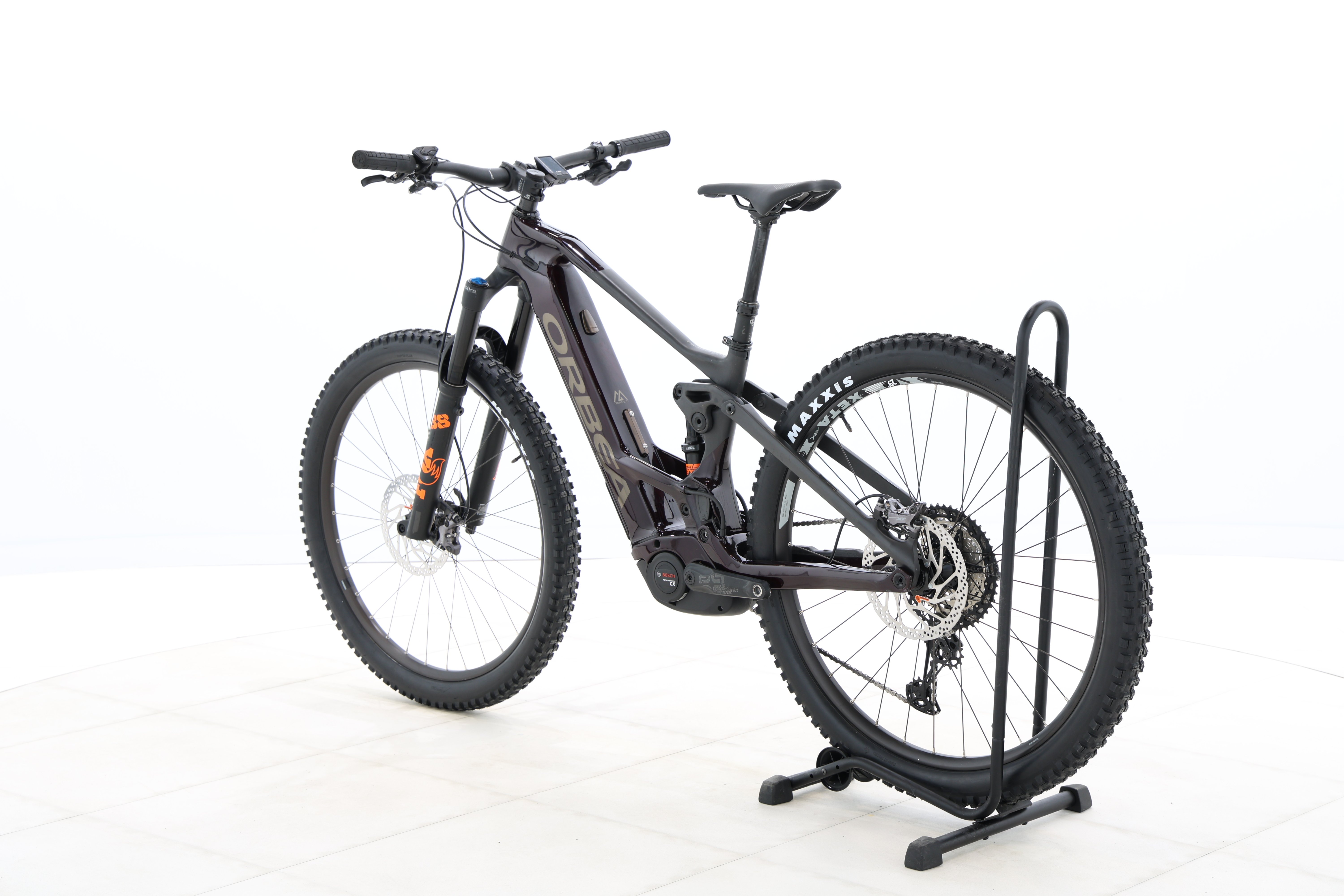 d02ca138-9b56-4e5c-a4ee-abd95f5c902b