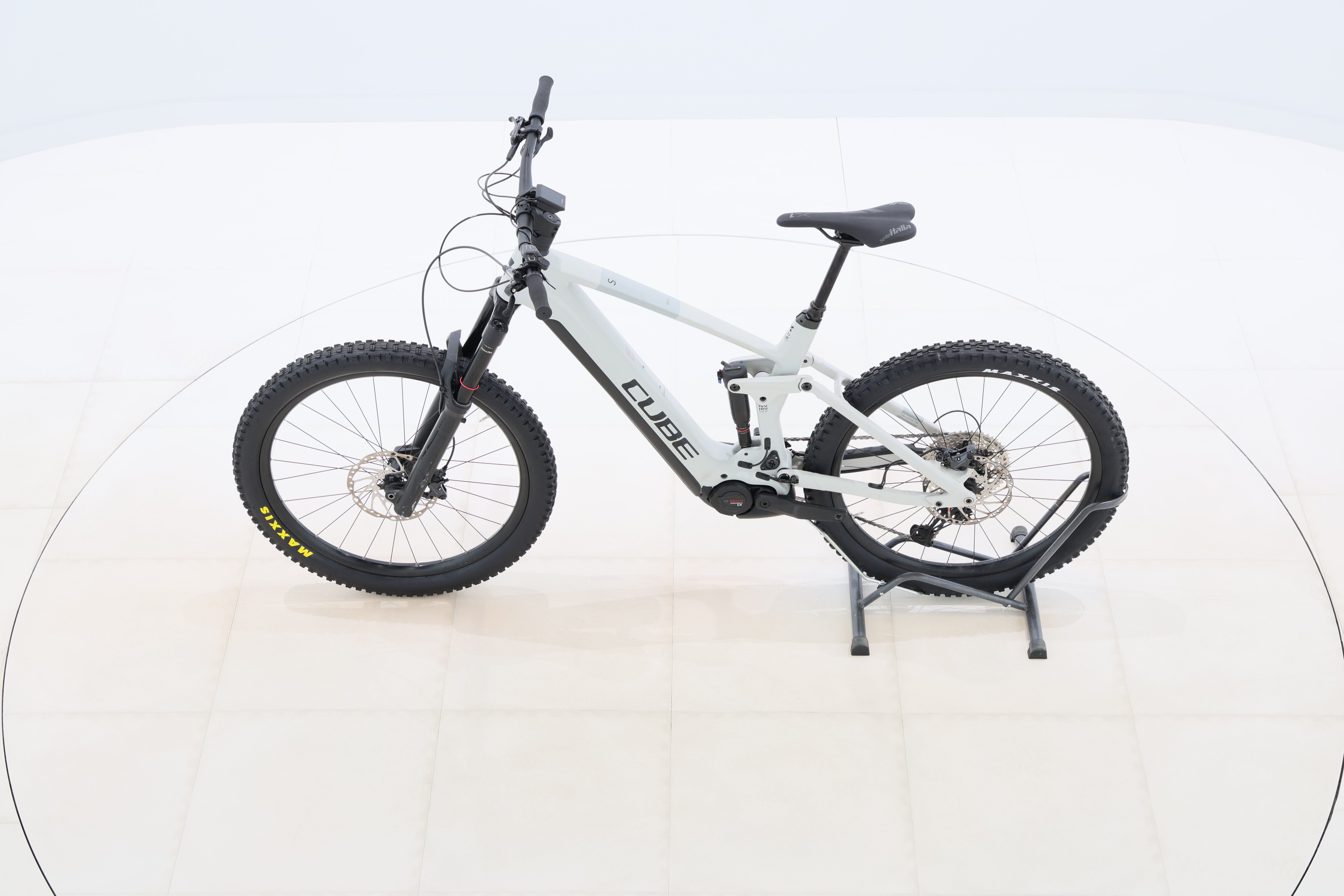 bd15fb19-0ab9-4799-858d-6c8328198d7d