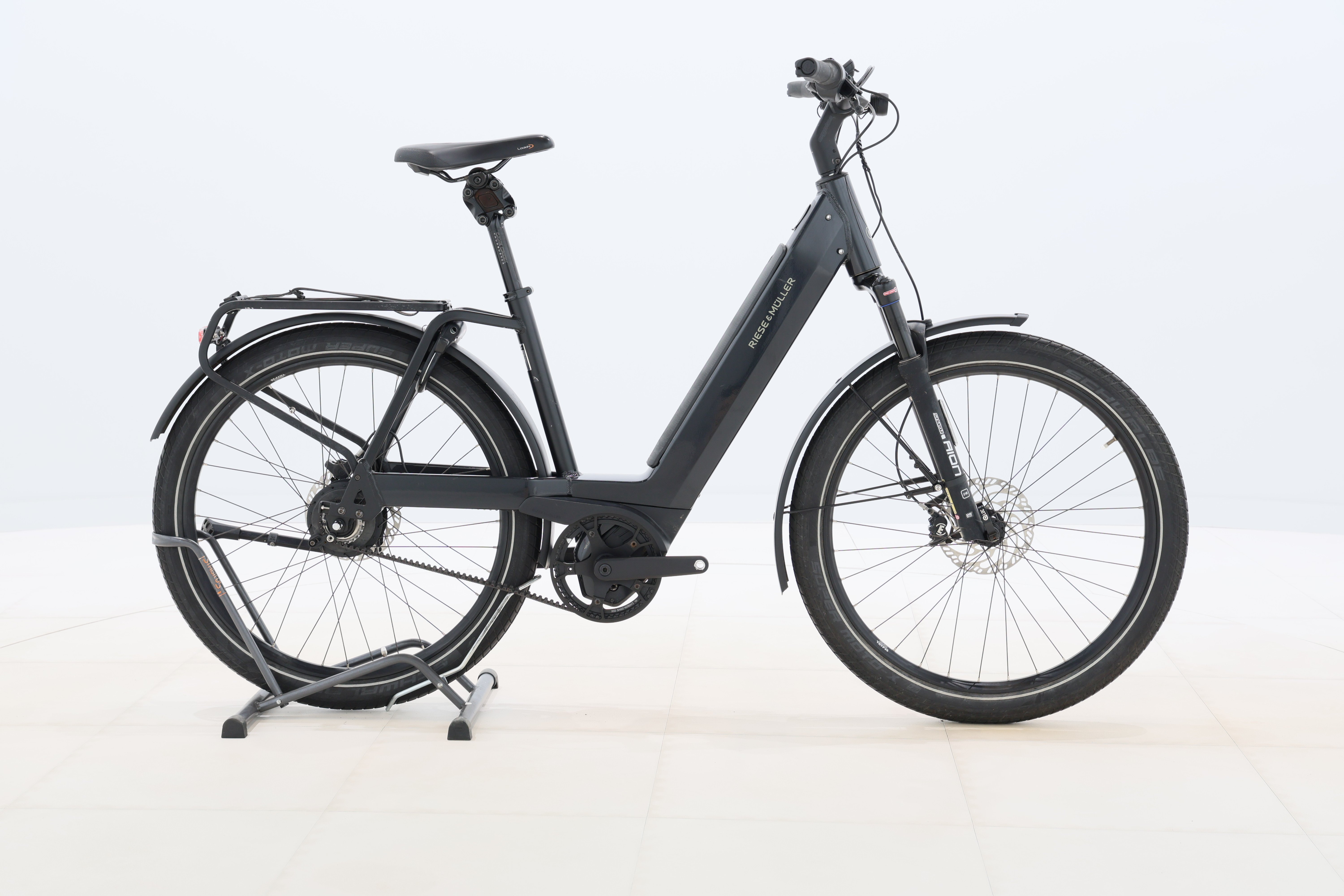 a1cbe876-b1e5-4cda-a50b-300c33a080bd