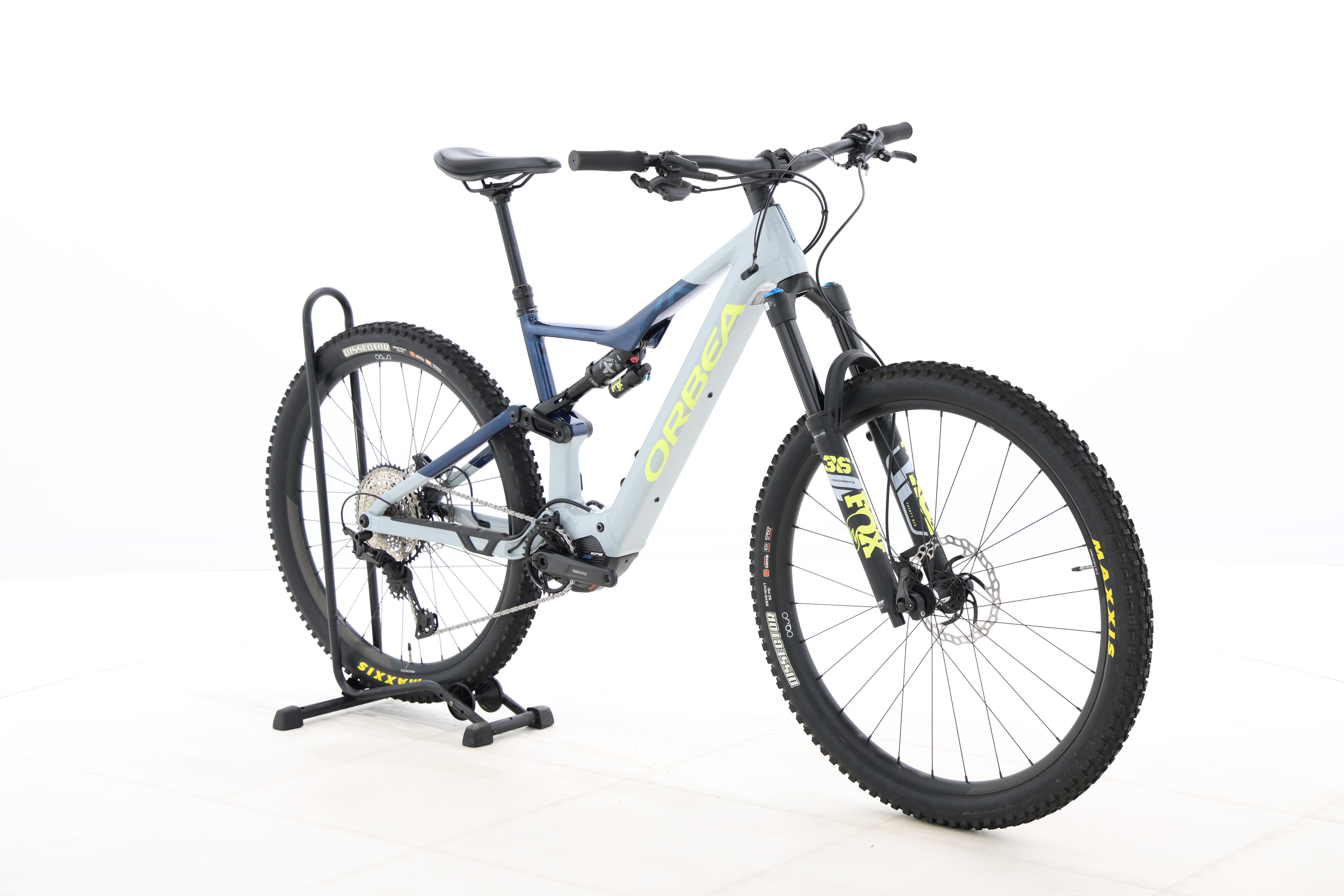 2ca3abe8-9857-4cea-b9f3-0bf21a61e9a0