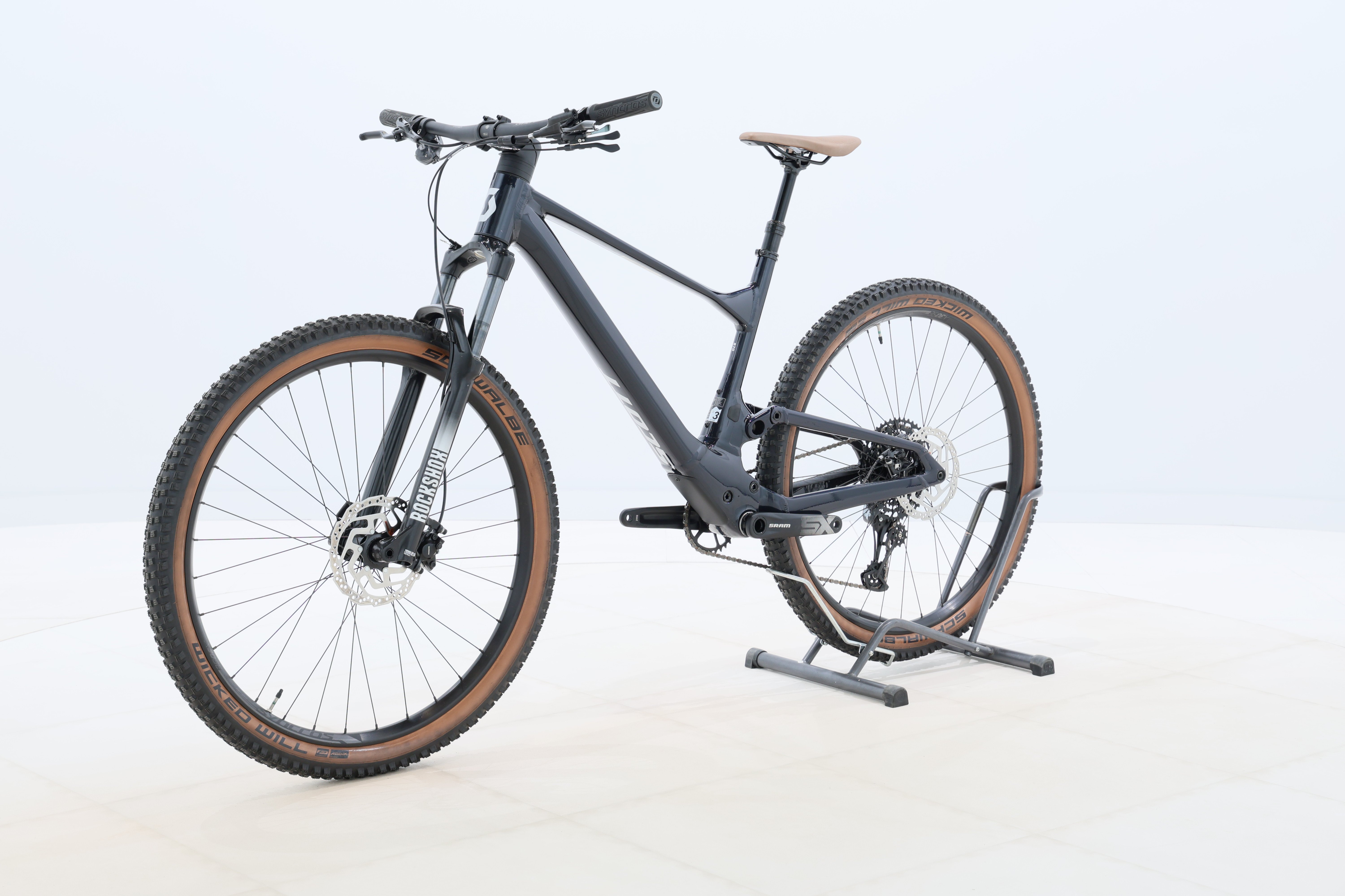 8627a065-e233-438e-90d3-f113eedda50c