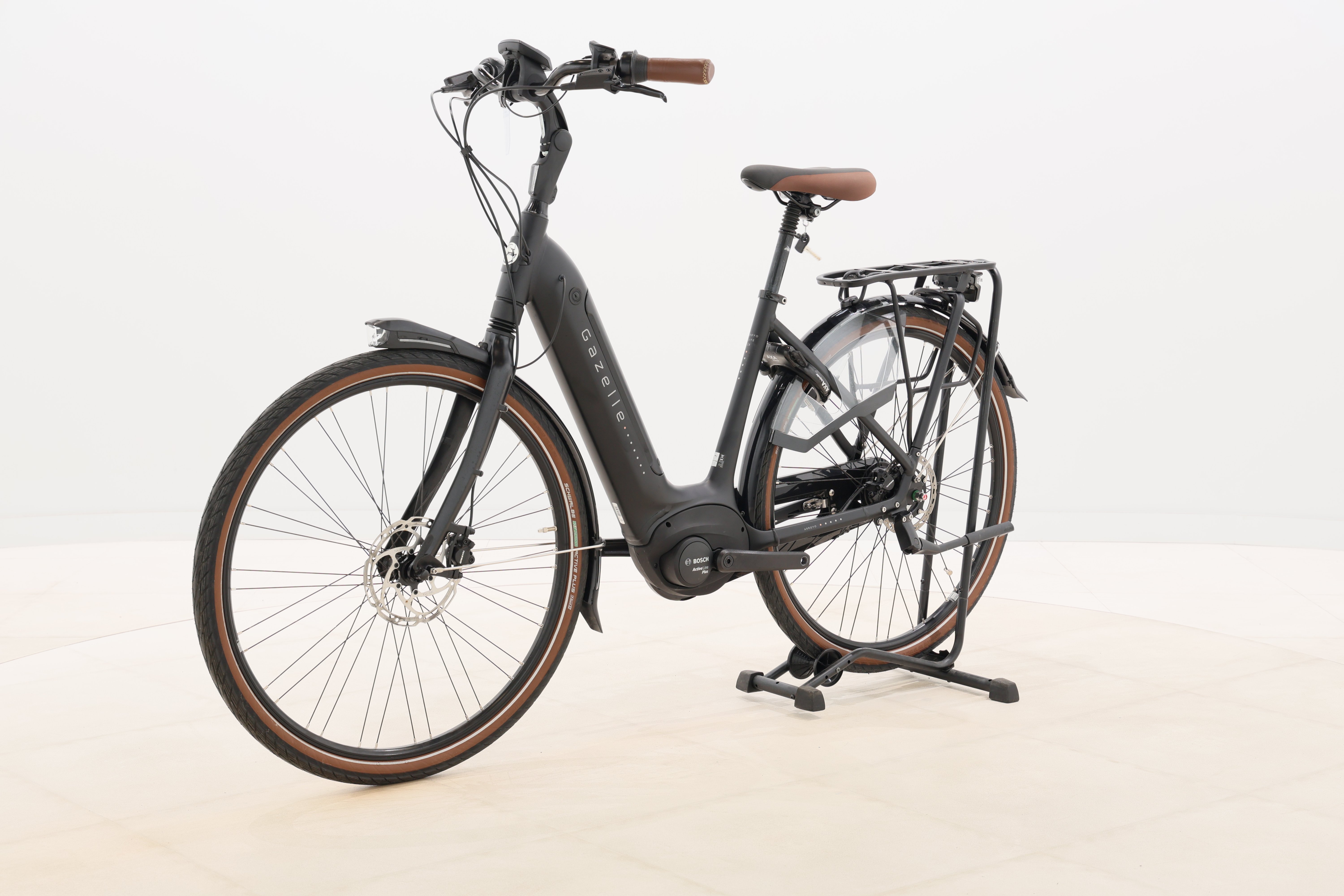 f64b5238-aa2e-46ff-aa8f-aa0c365736b8