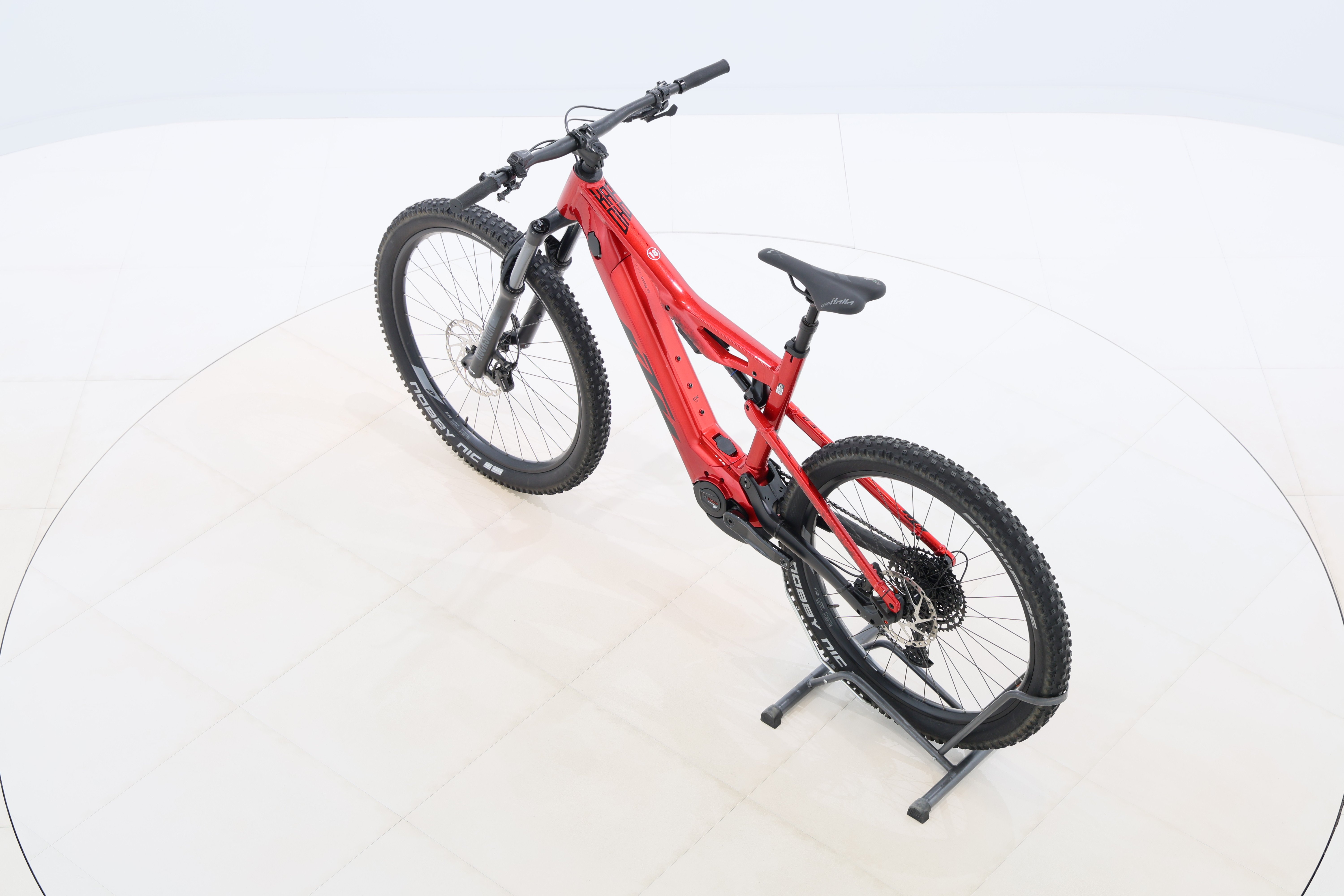 a0c02630-bf5a-4ab0-8bd8-3573bfaf9a54