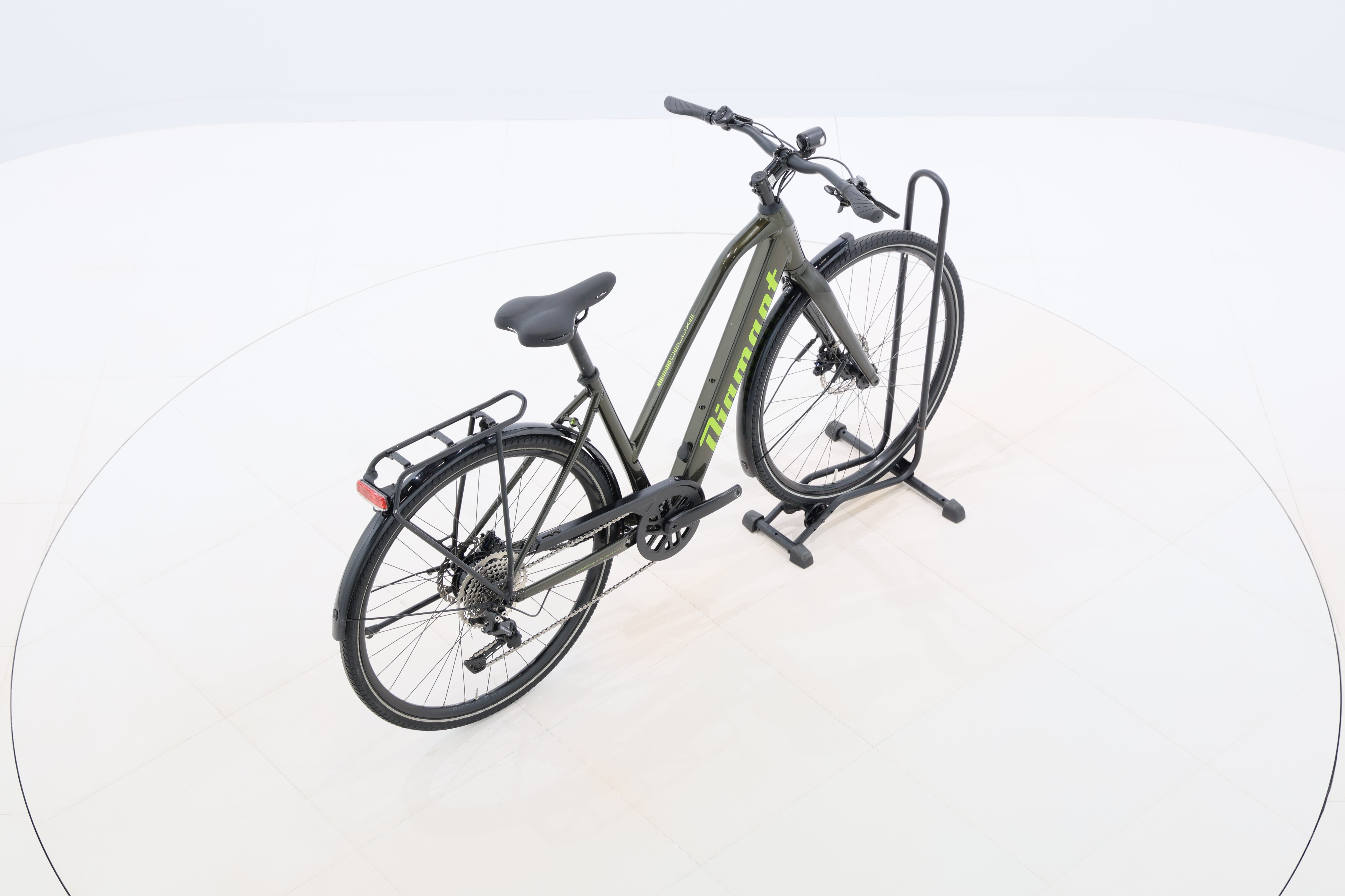 3cf9d2b7-6888-4948-8eec-2bd77ec24685