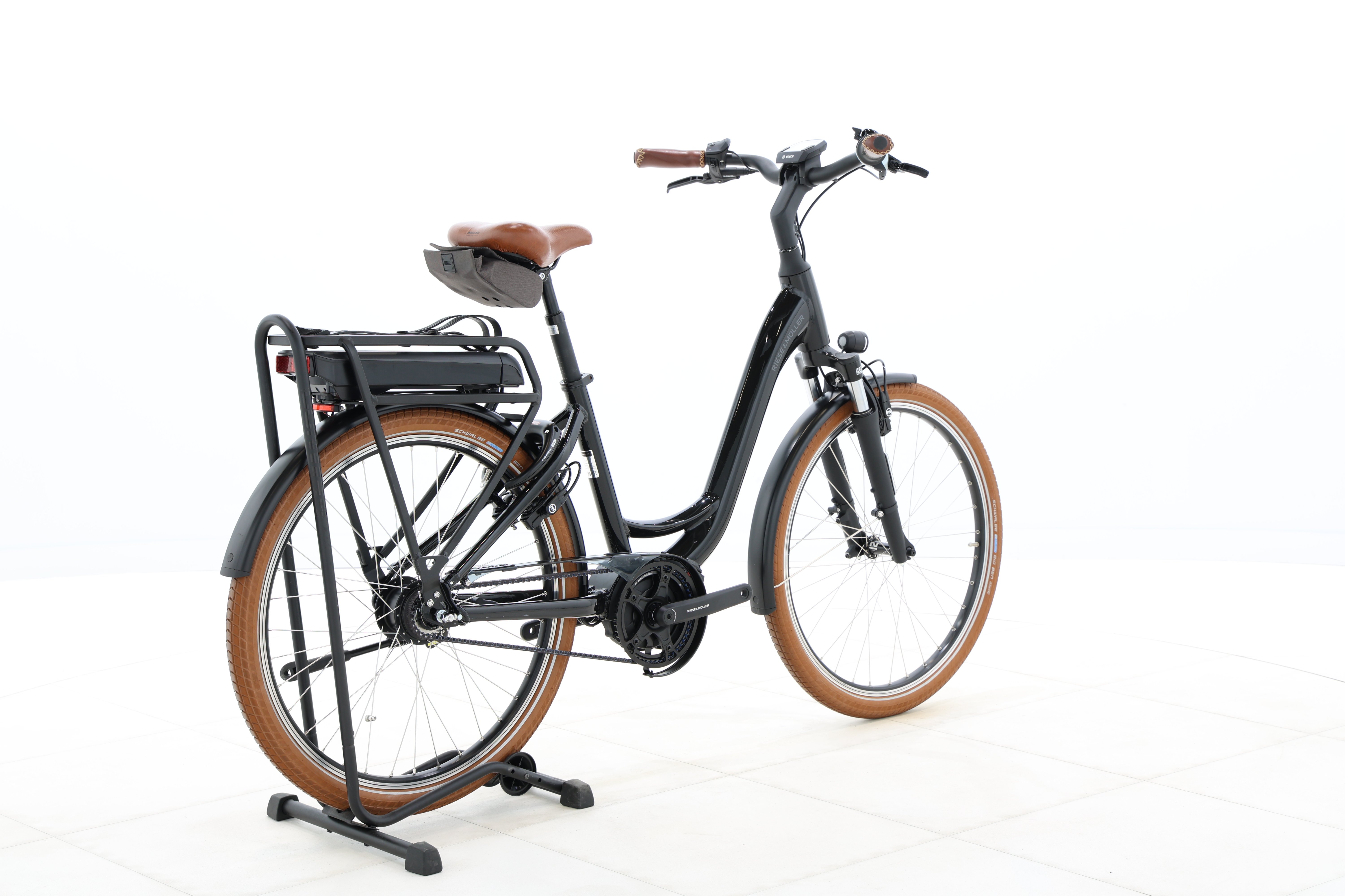 f70bb326-0fa3-42f8-b2f6-2851a6c0c648